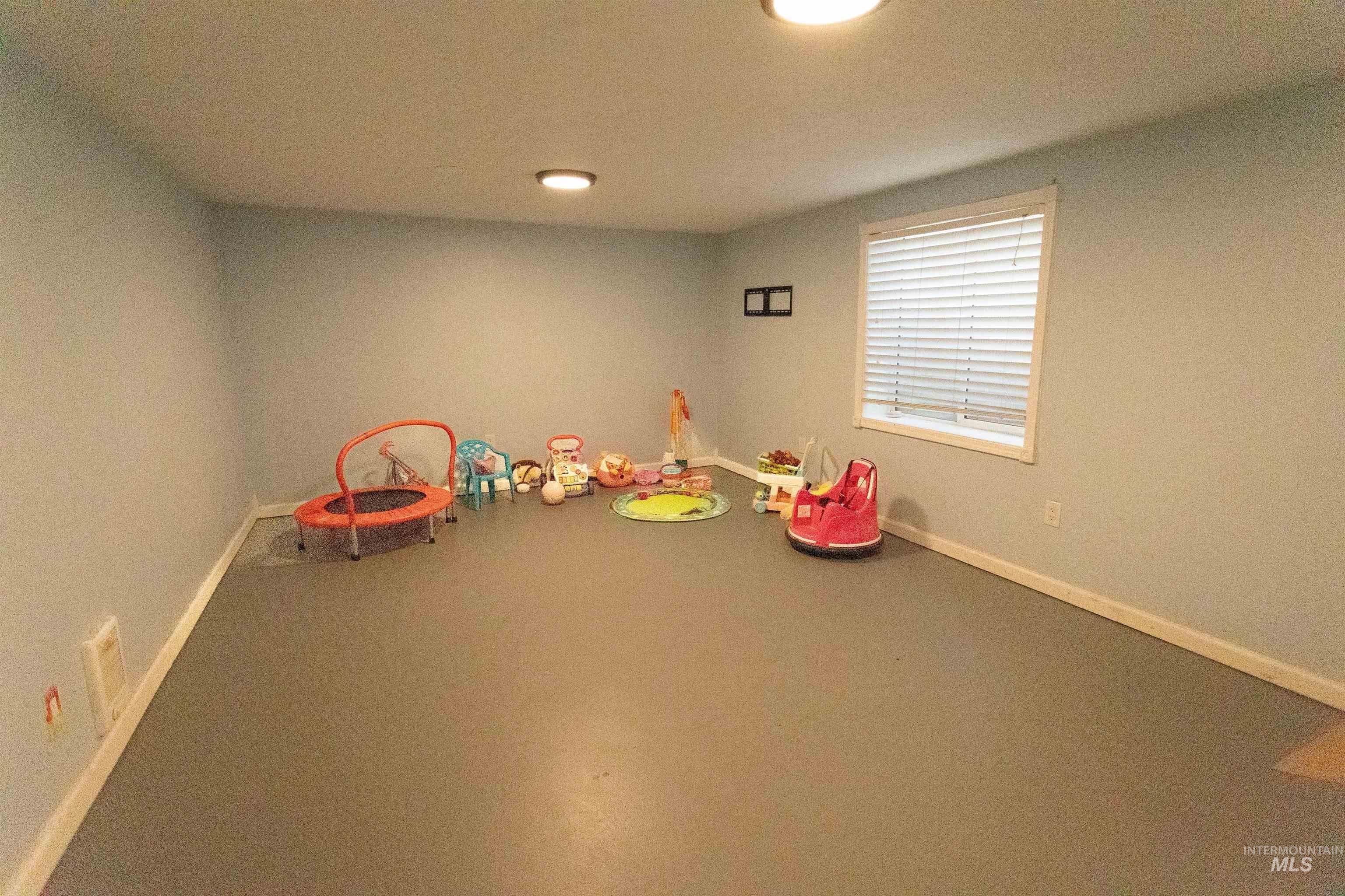 1400 Anderson Corner Rd, Parma, Idaho 83660, 3 Bedrooms, 2 Bathrooms, Residential For Sale, Price $560,000,MLS 98967945