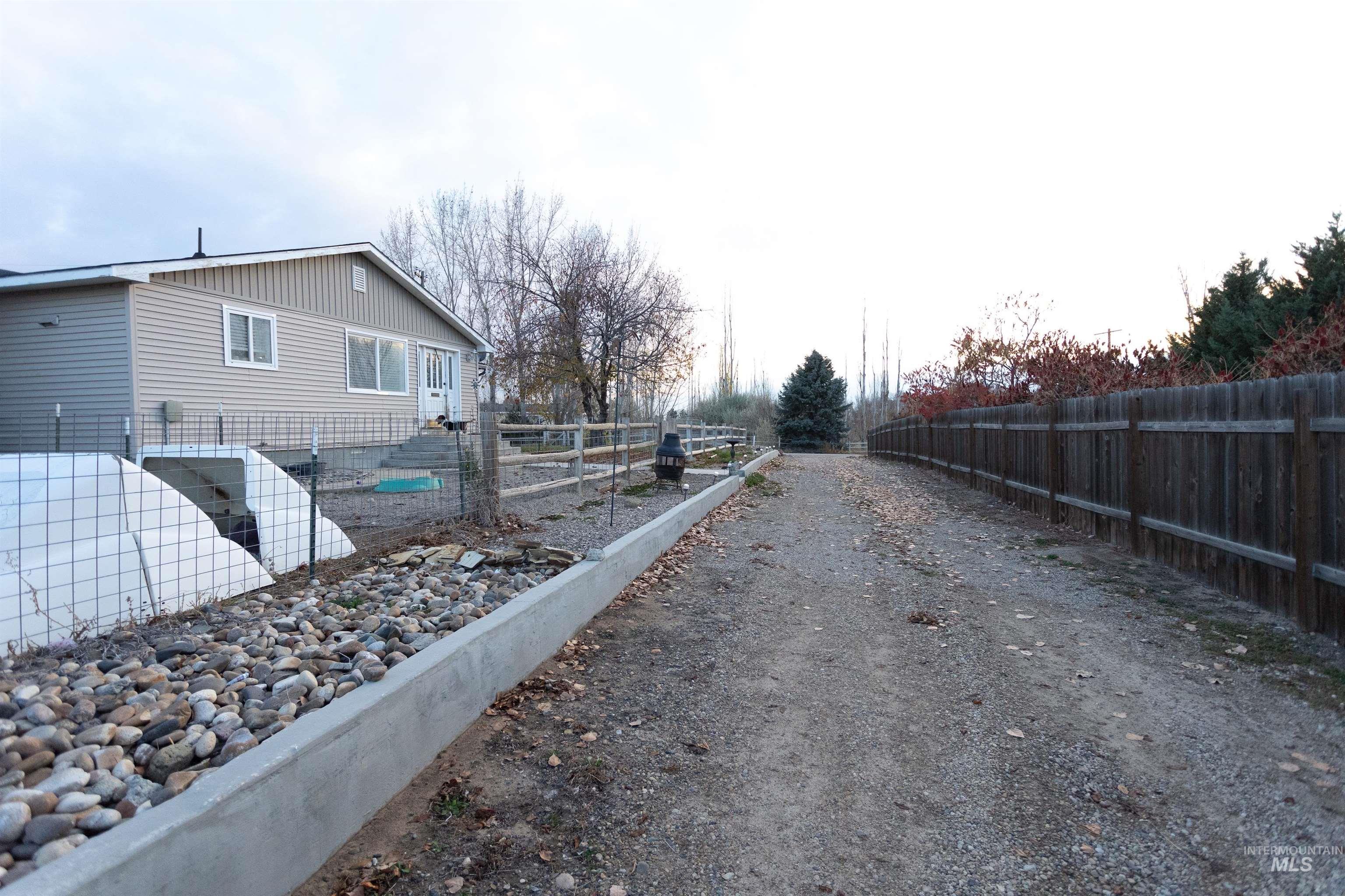 1400 Anderson Corner Rd, Parma, Idaho 83660, 3 Bedrooms, 2 Bathrooms, Residential For Sale, Price $575,000,MLS 98967945