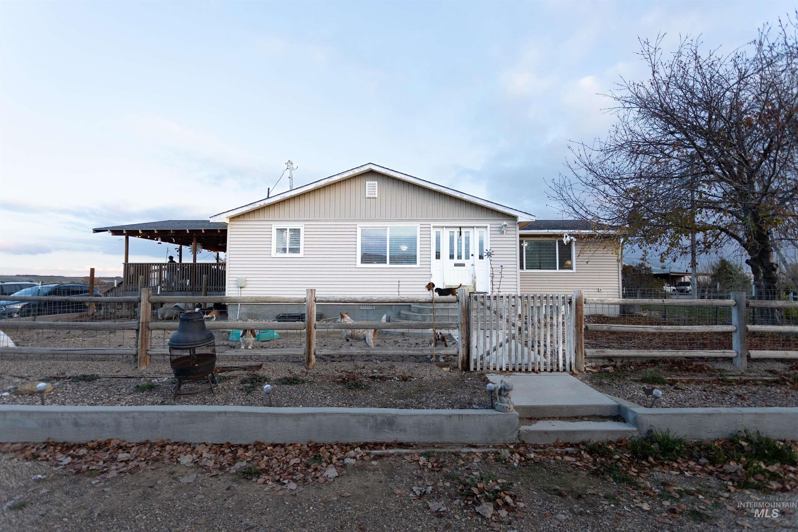 1400 Anderson Corner Rd, Parma, Idaho 83660, 3 Bedrooms, 2 Bathrooms, Residential For Sale, Price $560,000,MLS 98967945