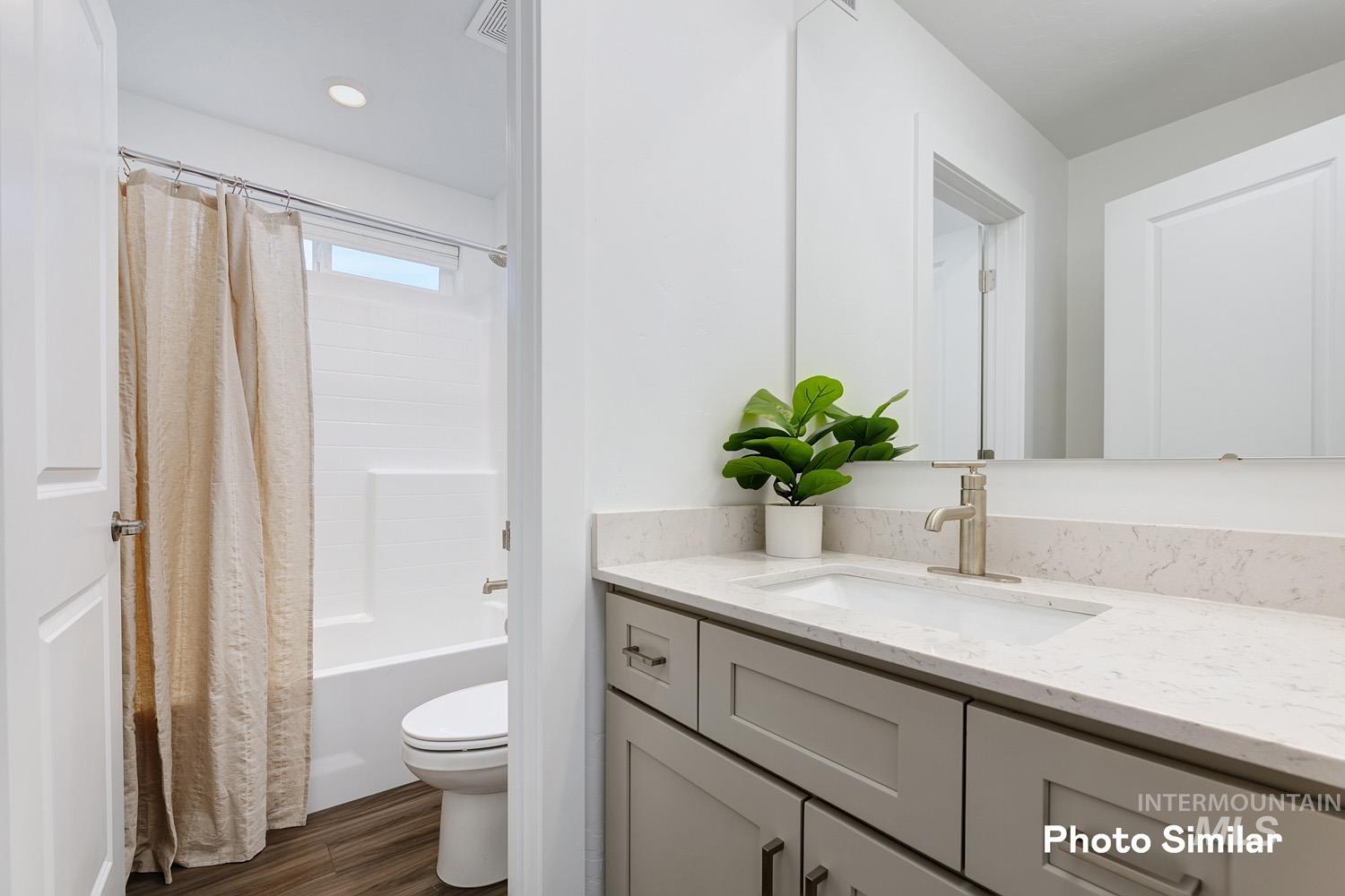 3588 S Angel Falls Way, Nampa, Idaho 83686, 5 Bedrooms, 3.5 Bathrooms, Residential For Sale, Price $643,550,MLS 98967953