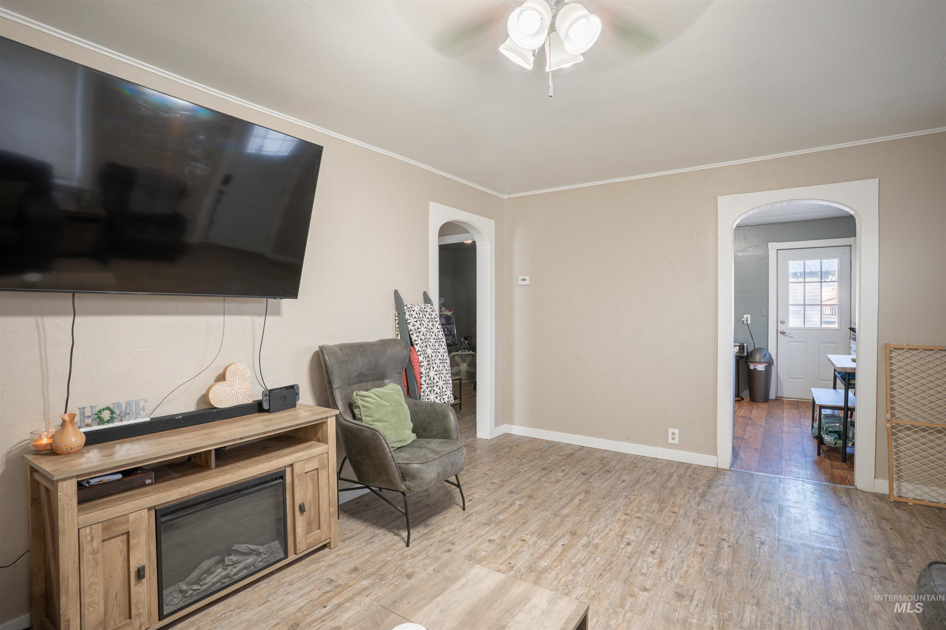 714 Linden Street, Buhl, Idaho 83316, 3 Bedrooms, 1.5 Bathrooms, Residential For Sale, Price $235,000,MLS 98967959