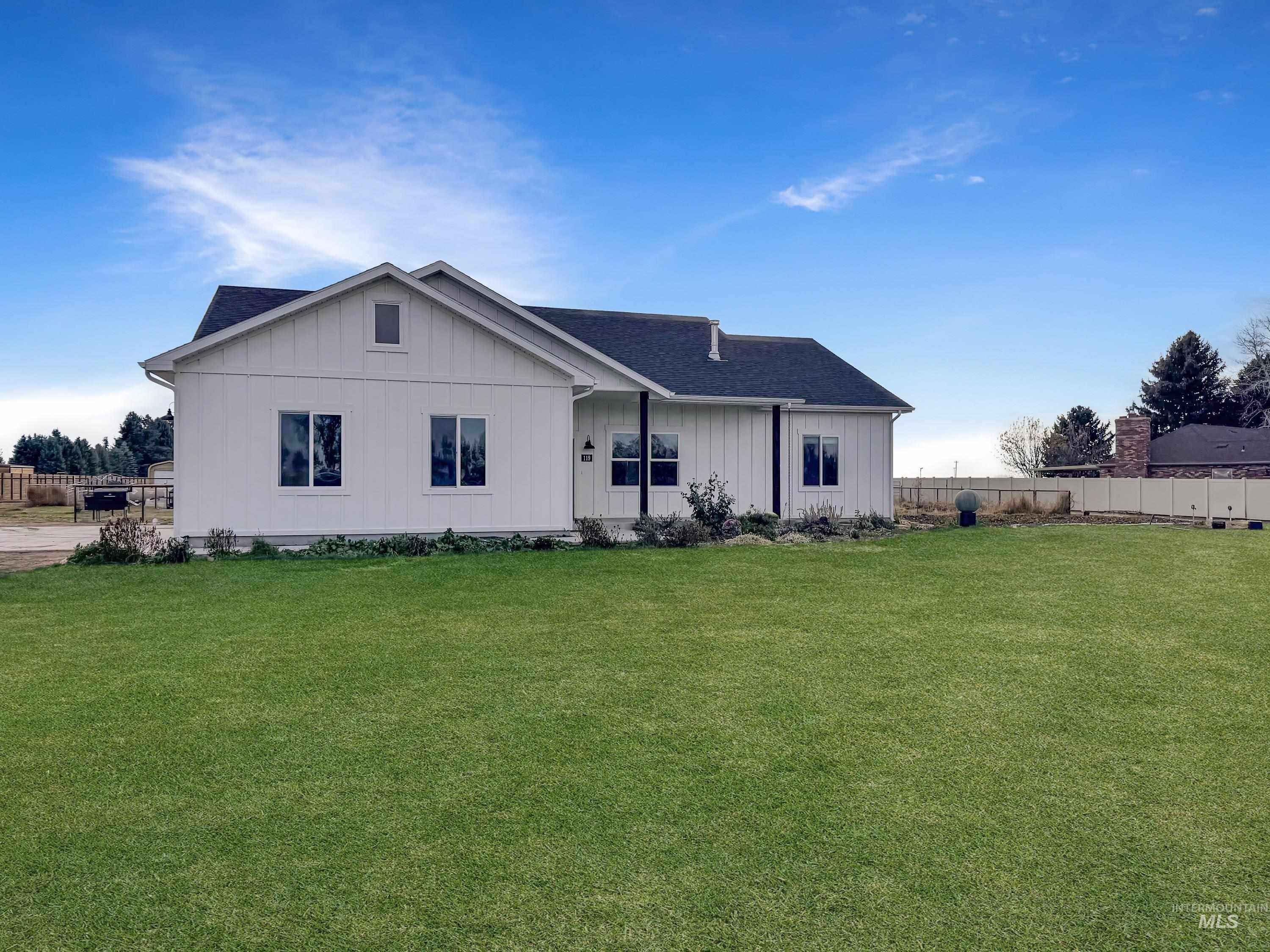 119 E Shamrock Ln, Rupert, Idaho 83350-0000, 3 Bedrooms, 2 Bathrooms, Residential For Sale, Price $525,000,MLS 98967966