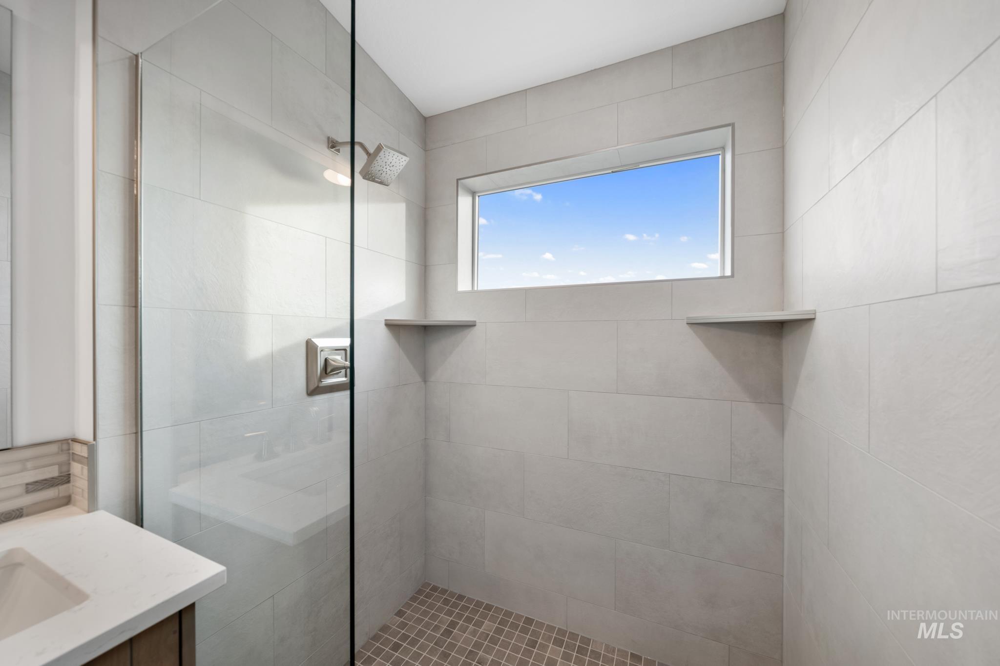 5281 N River Water Lane, Garden City, Idaho 83714, 2 Bedrooms, 3 Bathrooms, Residential For Sale, Price $742,900,MLS 98967974