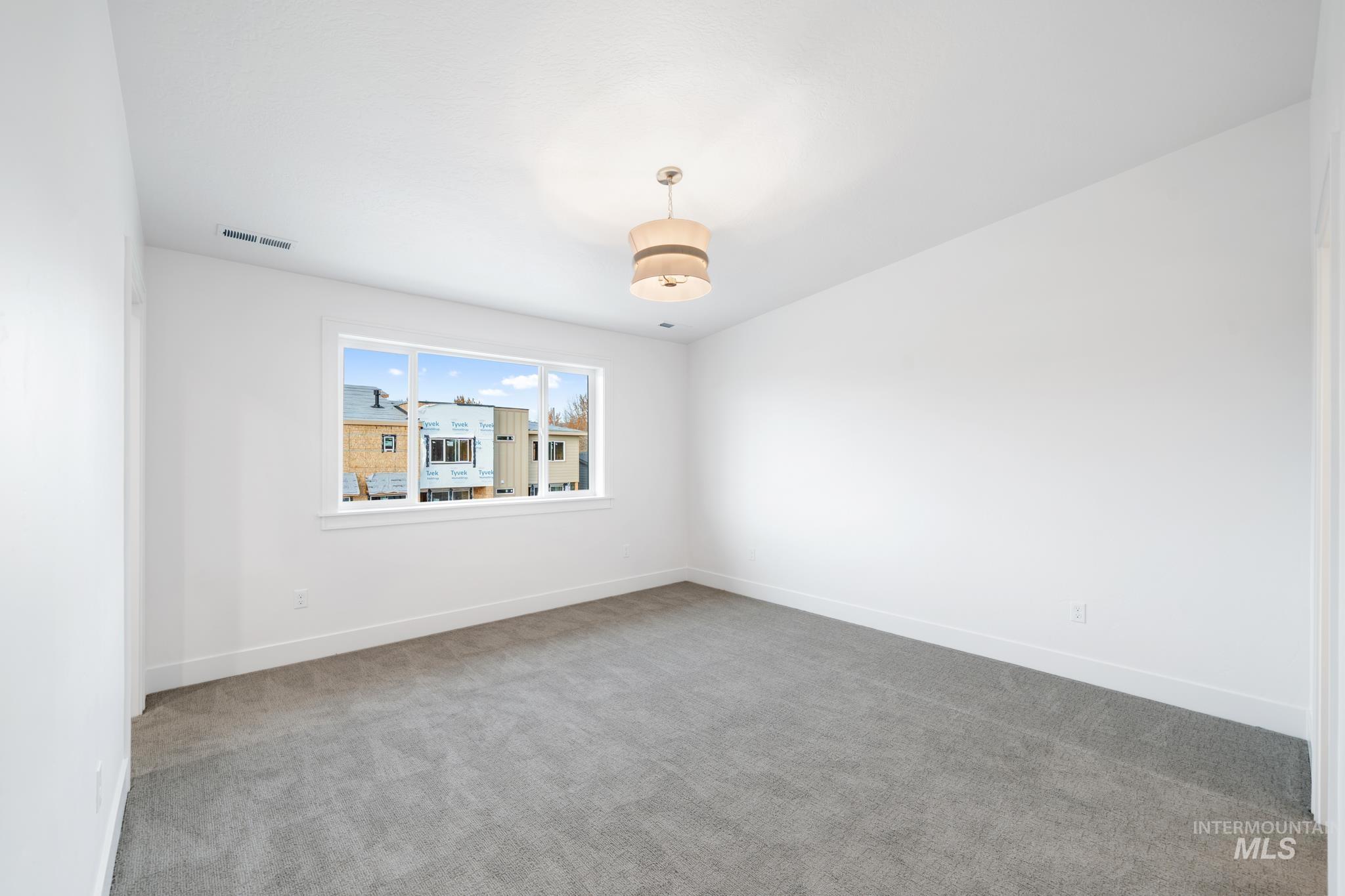 5281 N River Water Lane, Garden City, Idaho 83714, 2 Bedrooms, 3 Bathrooms, Residential For Sale, Price $742,900,MLS 98967974