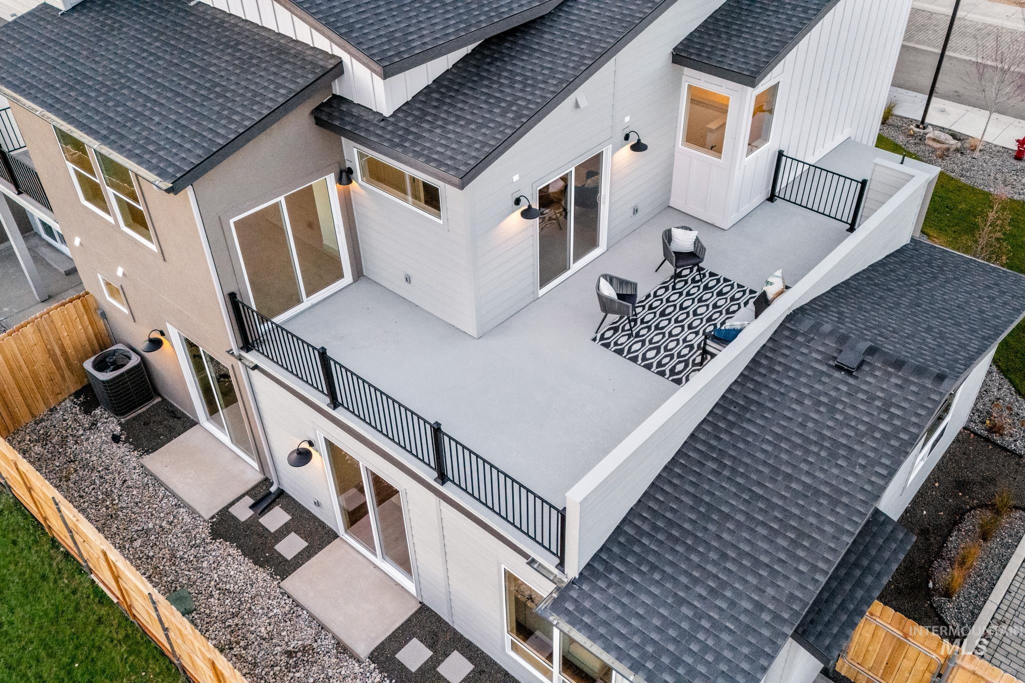 5273 N River Water Lane, Garden City, Idaho 83714, 4 Bedrooms, 3 Bathrooms, Residential For Sale, Price $934,900,MLS 98967975