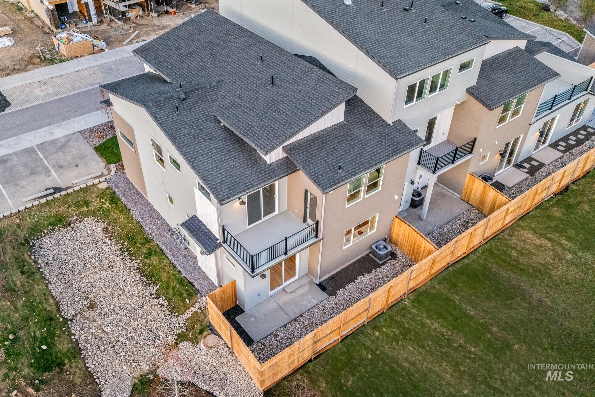 5273 N River Water Lane, Garden City, Idaho 83714, 4 Bedrooms, 3 Bathrooms, Residential For Sale, Price $934,900,MLS 98967975