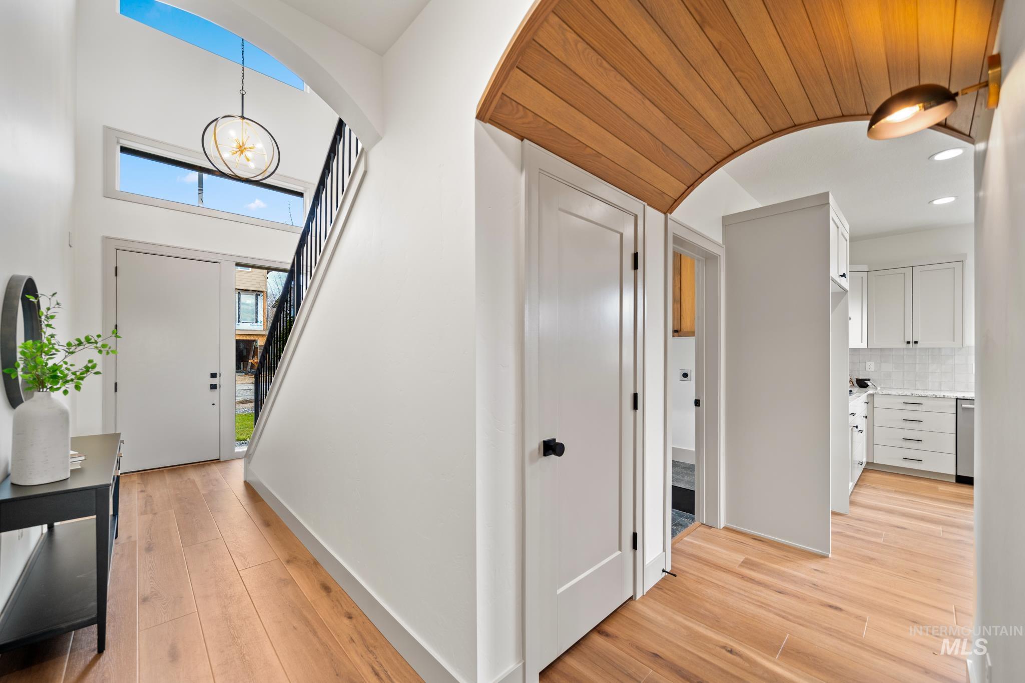 5273 N River Water Lane, Garden City, Idaho 83714, 4 Bedrooms, 3 Bathrooms, Residential For Sale, Price $934,900,MLS 98967975