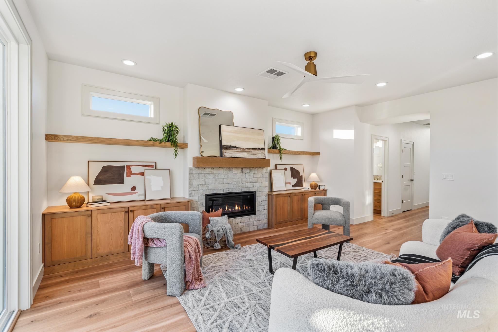 5287 N River Water Lane, Garden City, Idaho 83714, 3 Bedrooms, 2.5 Bathrooms, Residential For Sale, Price $769,900,MLS 98967976