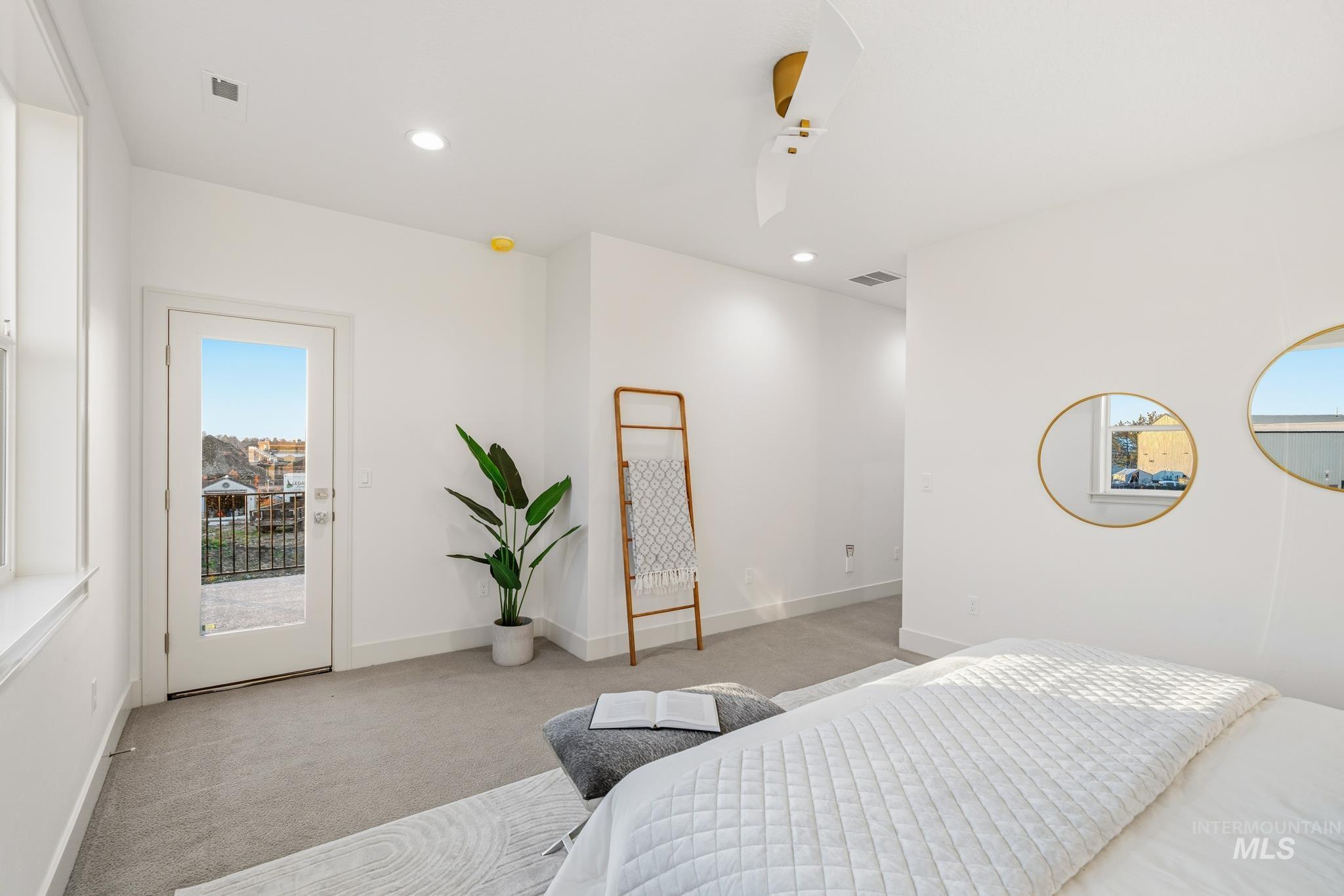 5287 N River Water Lane, Garden City, Idaho 83714, 3 Bedrooms, 2.5 Bathrooms, Residential For Sale, Price $769,900,MLS 98967976