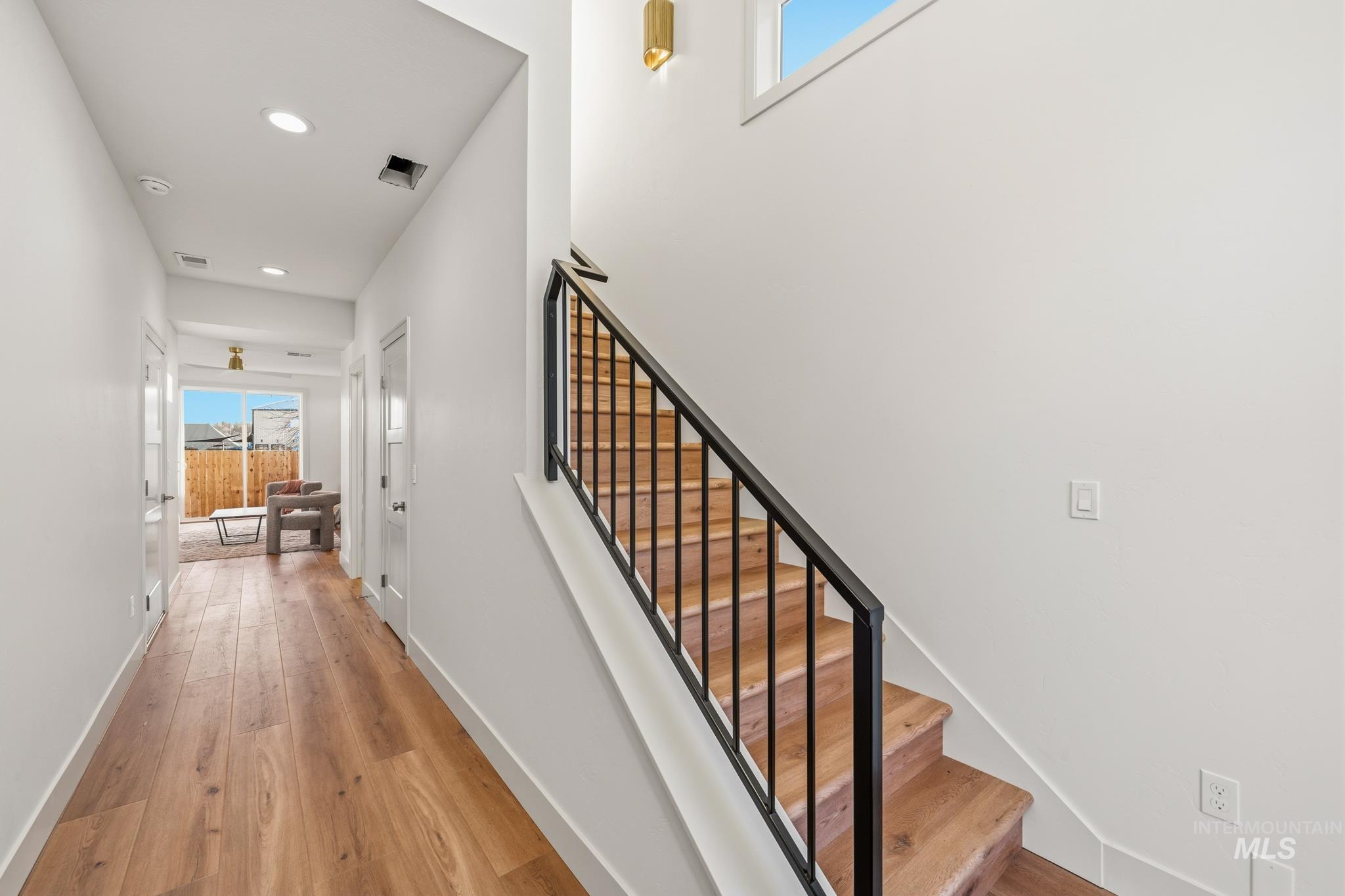 5287 N River Water Lane, Garden City, Idaho 83714, 3 Bedrooms, 2.5 Bathrooms, Residential For Sale, Price $769,900,MLS 98967976