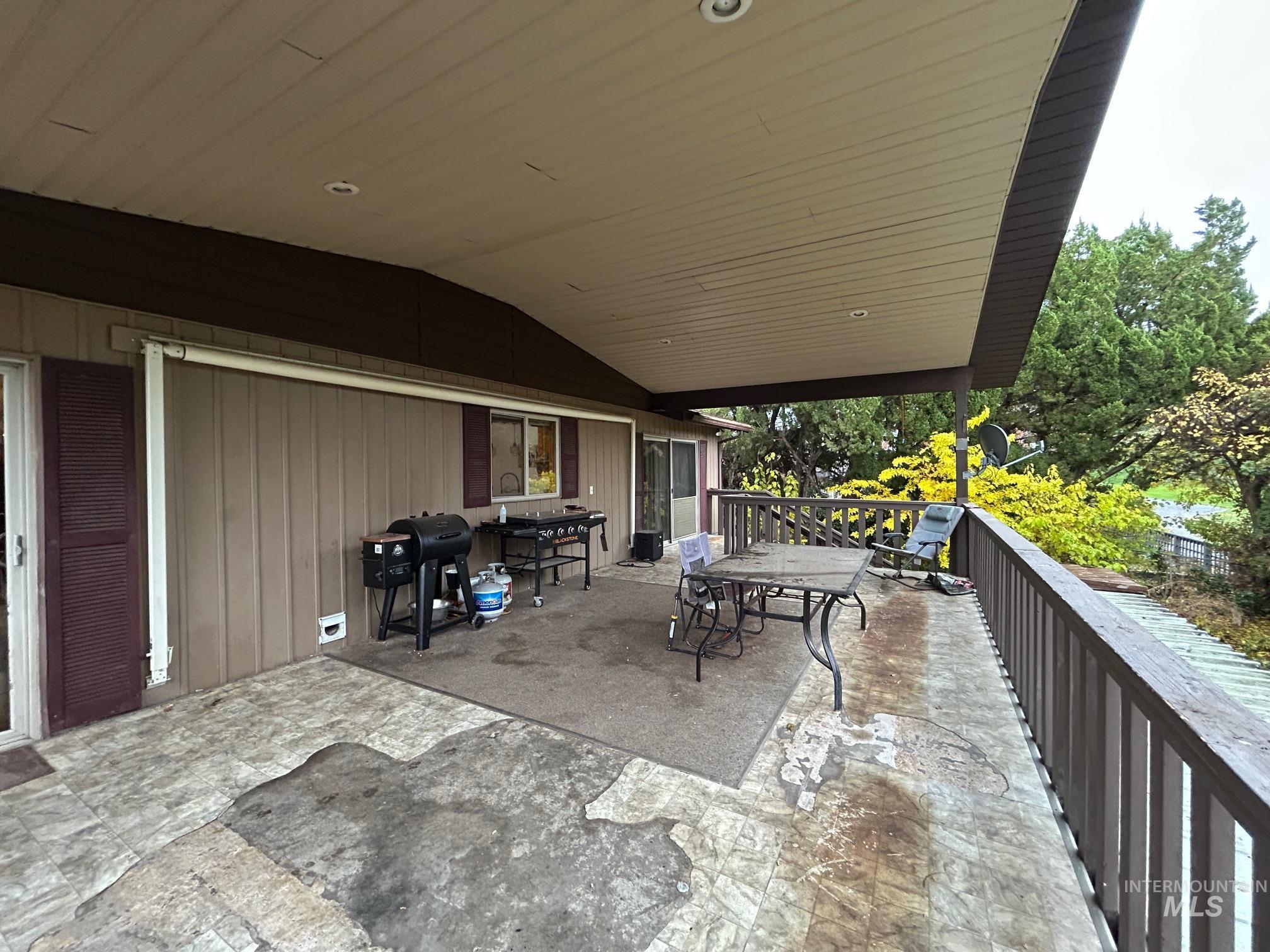 3590 Country Club Drive, Lewiston, Idaho 83501, 4 Bedrooms, 3 Bathrooms, Residential For Sale, Price $479,900,MLS 98967983