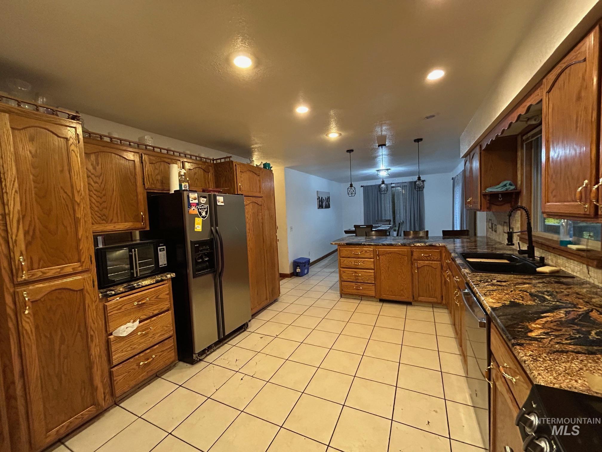 3590 Country Club Drive, Lewiston, Idaho 83501, 4 Bedrooms, 3 Bathrooms, Residential For Sale, Price $479,900,MLS 98967983