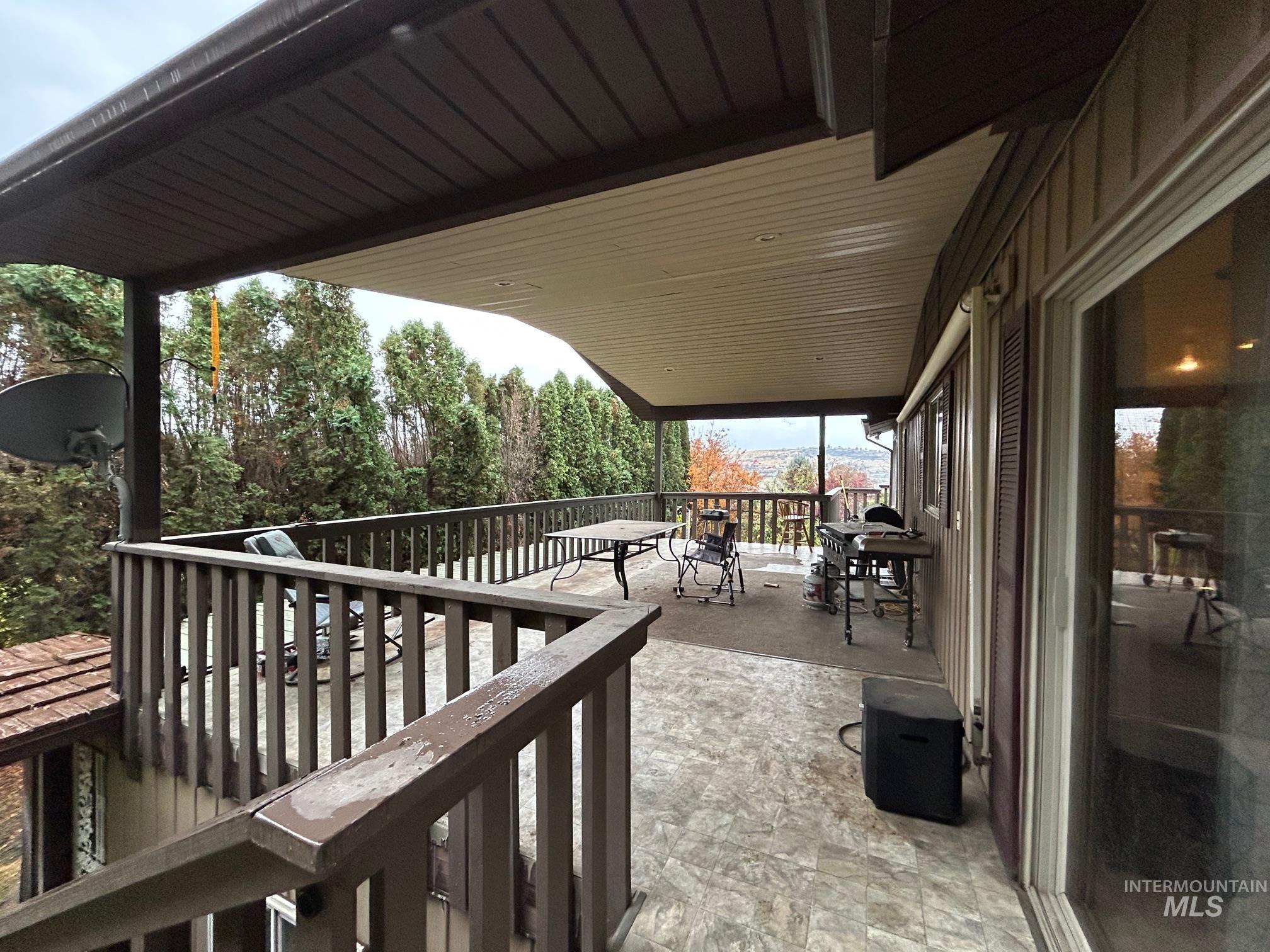 3590 Country Club Drive, Lewiston, Idaho 83501, 4 Bedrooms, 3 Bathrooms, Residential For Sale, Price $479,900,MLS 98967983