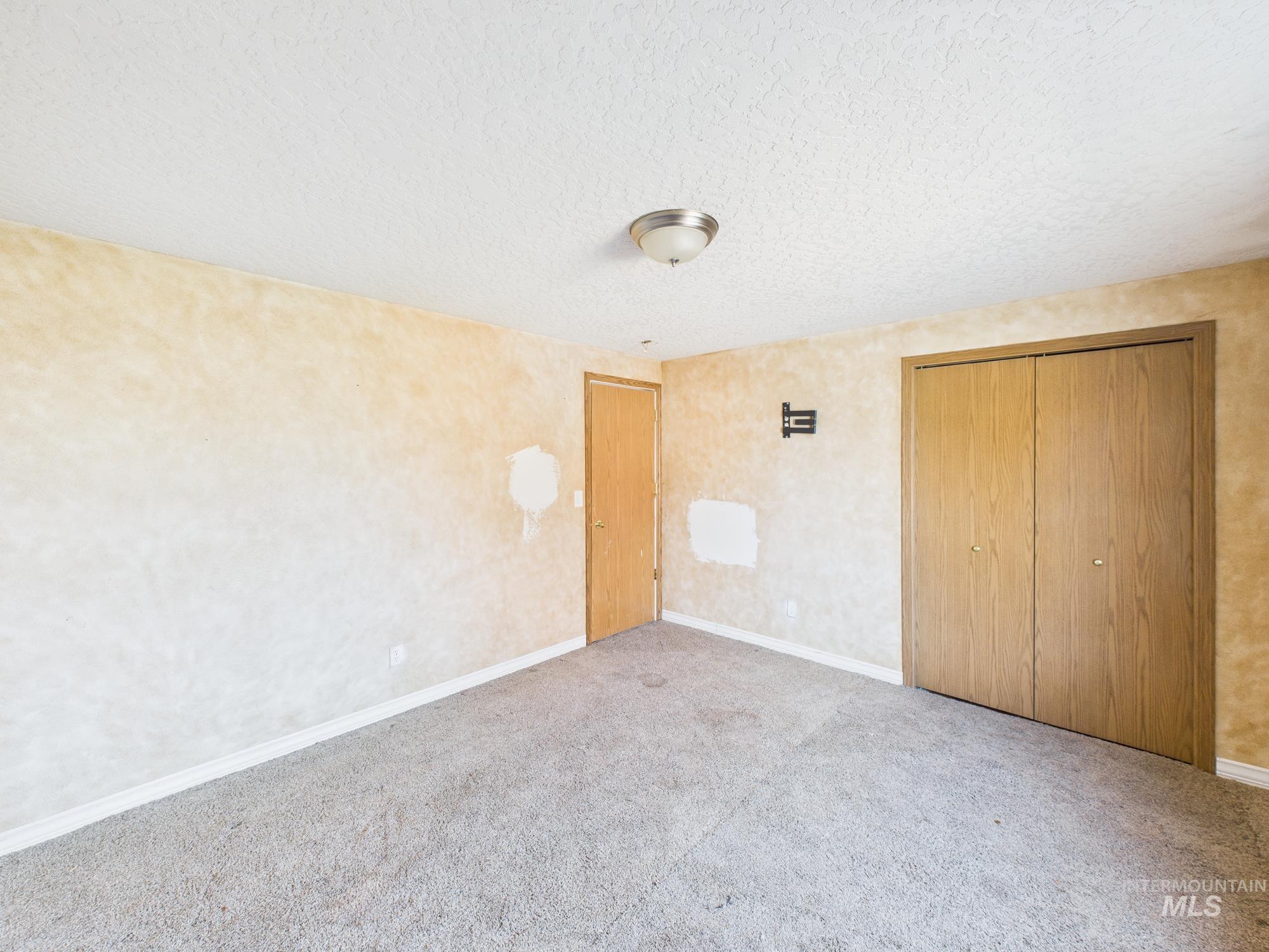 1427 Missoula Way, Caldwell, Idaho 83605, 3 Bedrooms, 1 Bathroom, Residential For Sale, Price $285,000,MLS 98967987