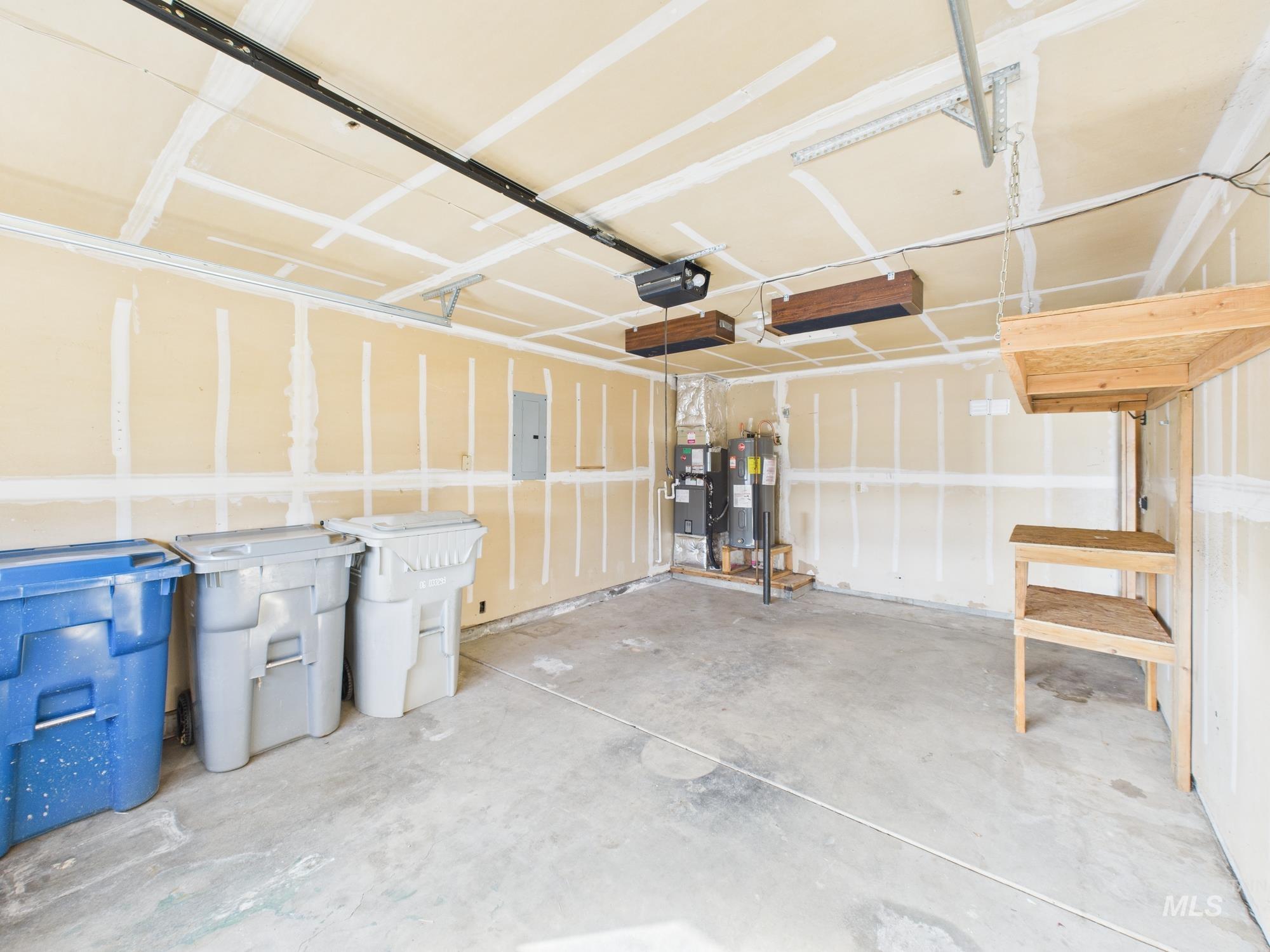 1427 Missoula Way, Caldwell, Idaho 83605, 3 Bedrooms, 1 Bathroom, Residential For Sale, Price $285,000,MLS 98967987