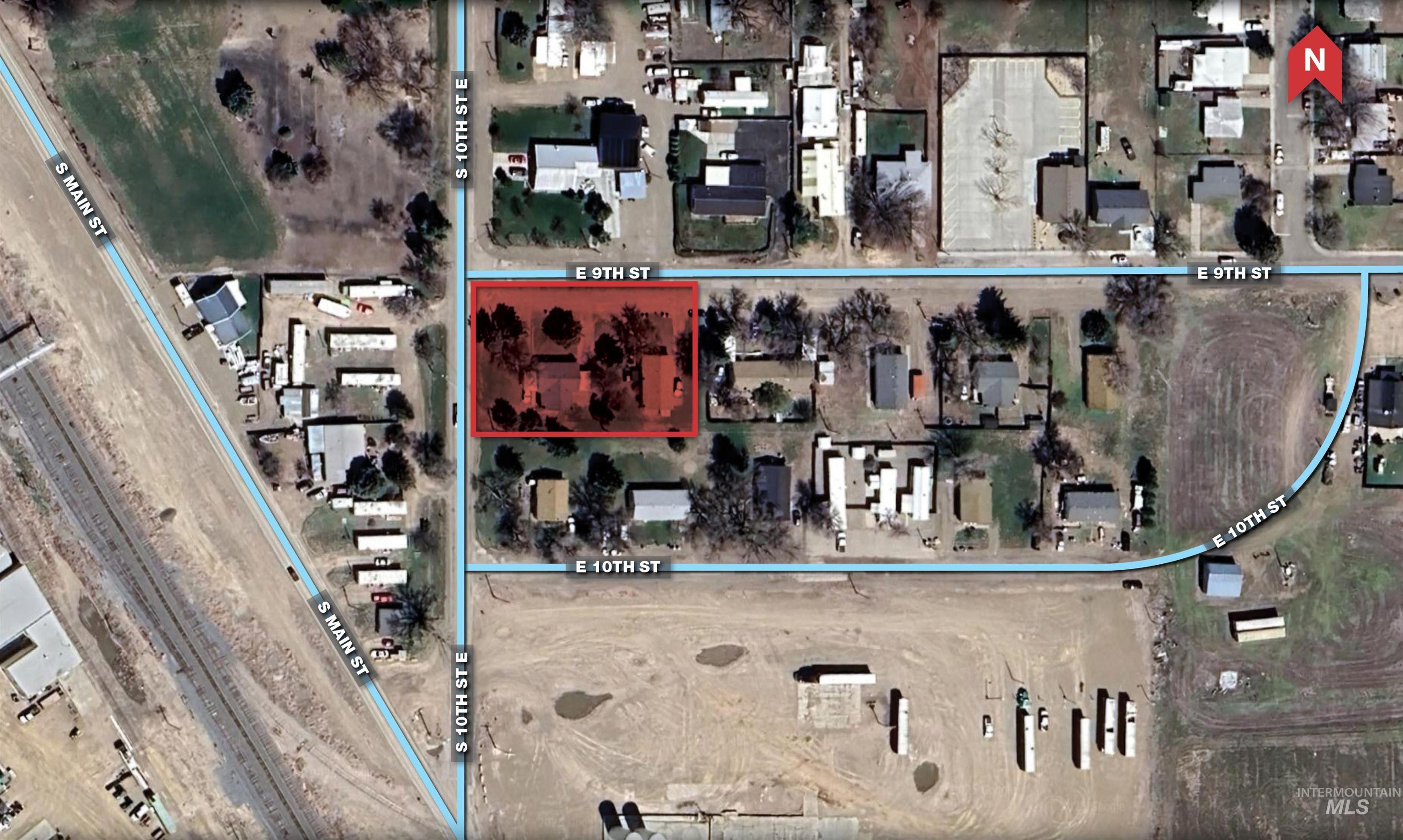 910 & 1015 E 9th S, Mountain Home, Idaho 83647, 2 Bedrooms, 1 Bathroom, Residential Income For Sale, Price $670,000,MLS 98967990