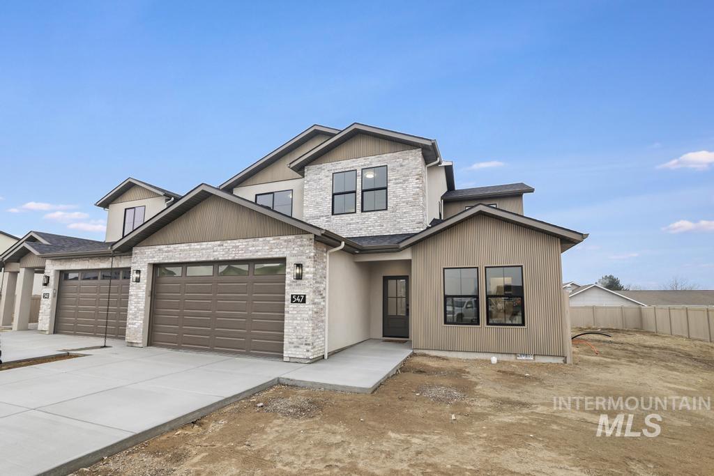 547 Canyon Falls Drive, Twin Falls, Idaho 83301, 4 Bedrooms, 3 Bathrooms, Residential For Sale, Price $595,000,MLS 98967993