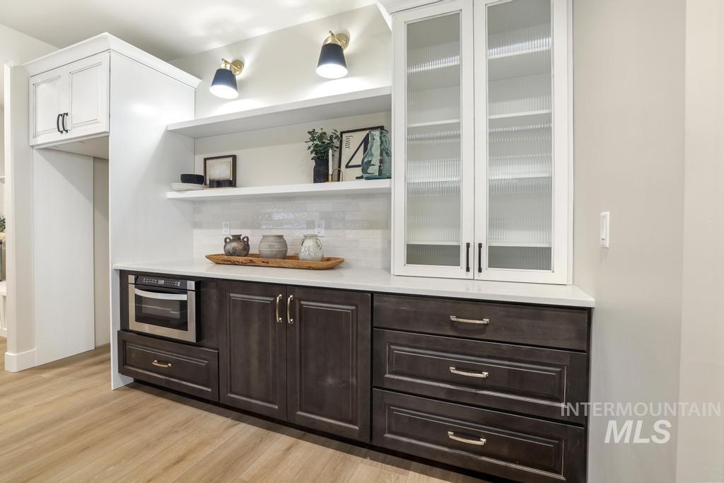 547 Canyon Falls Drive, Twin Falls, Idaho 83301, 4 Bedrooms, 3 Bathrooms, Residential For Sale, Price $595,000,MLS 98967993