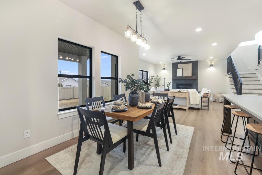 547 Canyon Falls Drive, Twin Falls, Idaho 83301, 4 Bedrooms, 3 Bathrooms, Residential For Sale, Price $595,000,MLS 98967993