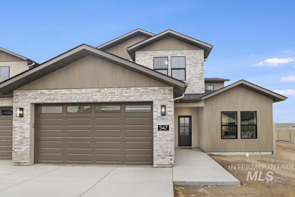 547 Canyon Falls Drive, Twin Falls, Idaho 83301, 4 Bedrooms, 3 Bathrooms, Residential For Sale, Price $595,000,MLS 98967993