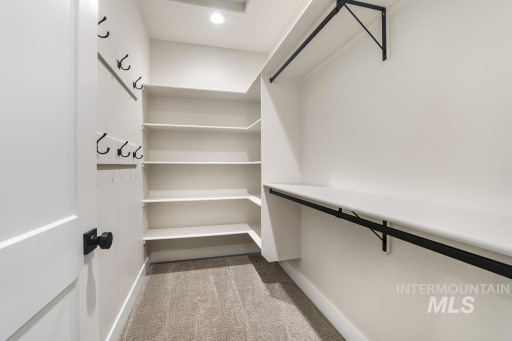 547 Canyon Falls Drive, Twin Falls, Idaho 83301, 4 Bedrooms, 3 Bathrooms, Residential For Sale, Price $595,000,MLS 98967993