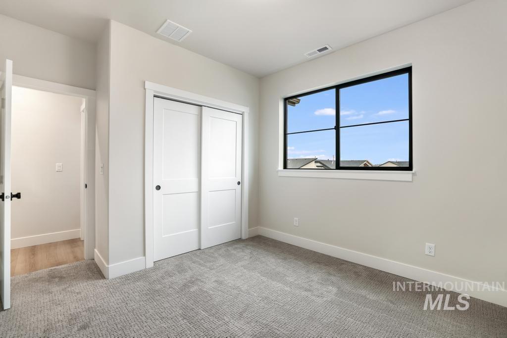 547 Canyon Falls Drive, Twin Falls, Idaho 83301, 4 Bedrooms, 3 Bathrooms, Residential For Sale, Price $595,000,MLS 98967993