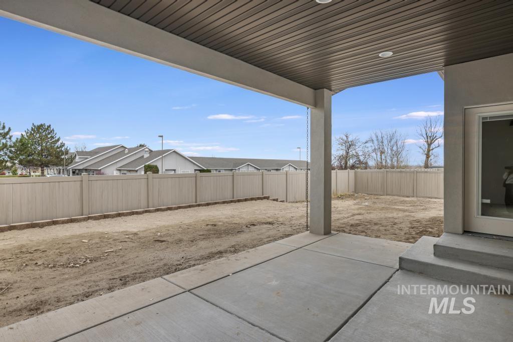 547 Canyon Falls Drive, Twin Falls, Idaho 83301, 4 Bedrooms, 3 Bathrooms, Residential For Sale, Price $595,000,MLS 98967993