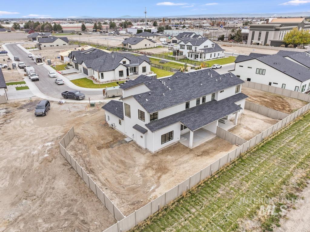 547 Canyon Falls Drive, Twin Falls, Idaho 83301, 4 Bedrooms, 3 Bathrooms, Residential For Sale, Price $595,000,MLS 98967993