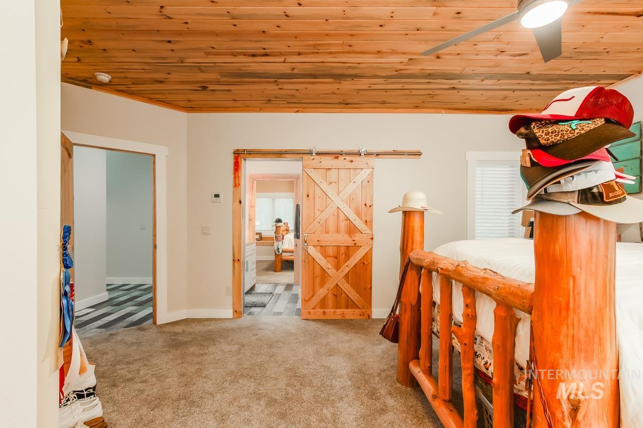 467 Gold Fork Rd, Donnelly, Idaho 83615, 5 Bedrooms, 4 Bathrooms, Residential For Sale, Price $2,390,000, 98967997