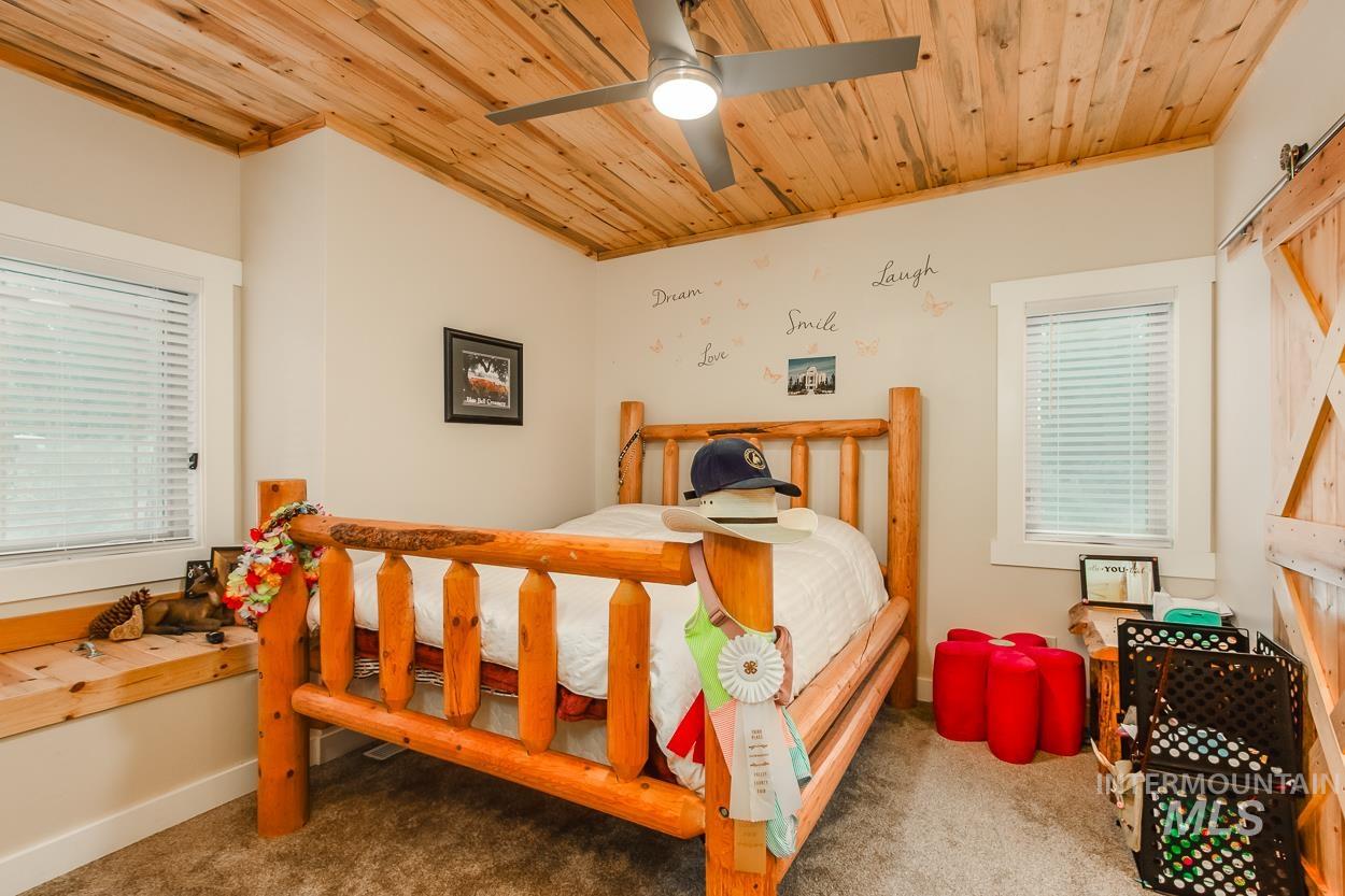 467 Gold Fork Rd, Donnelly, Idaho 83615, 5 Bedrooms, 4 Bathrooms, Residential For Sale, Price $2,390,000, 98967997