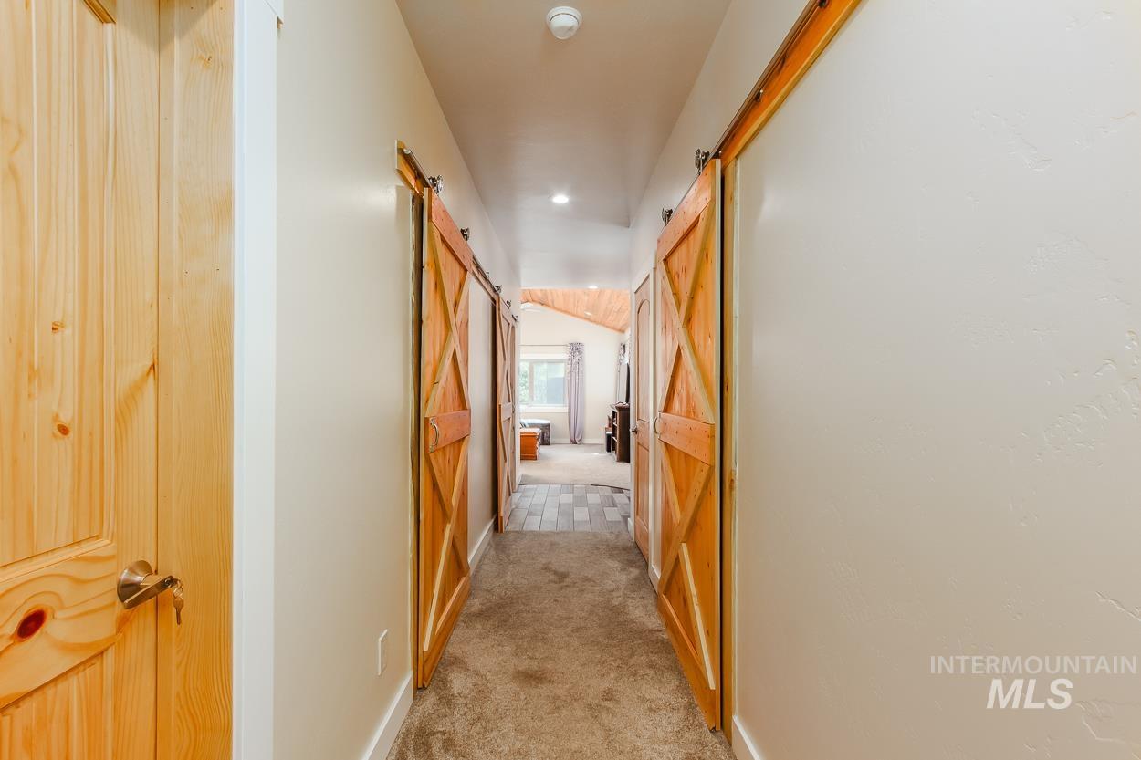 467 Gold Fork Rd, Donnelly, Idaho 83615, 5 Bedrooms, 4 Bathrooms, Residential For Sale, Price $2,390,000, 98967997