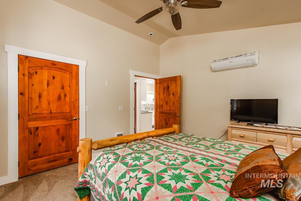 467 Gold Fork Rd, Donnelly, Idaho 83615, 5 Bedrooms, 4 Bathrooms, Residential For Sale, Price $2,390,000, 98967997