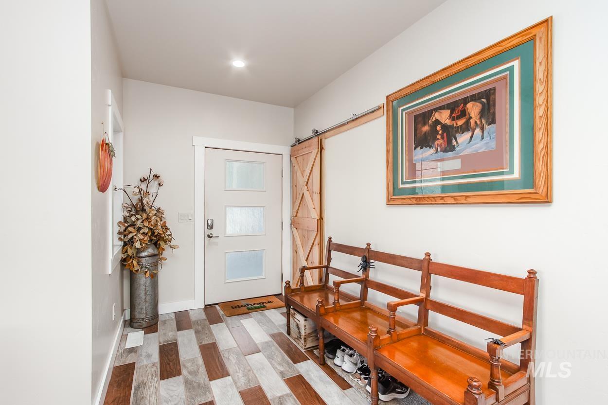 467 Gold Fork Rd, Donnelly, Idaho 83615, 5 Bedrooms, 4 Bathrooms, Residential For Sale, Price $2,390,000, 98967997