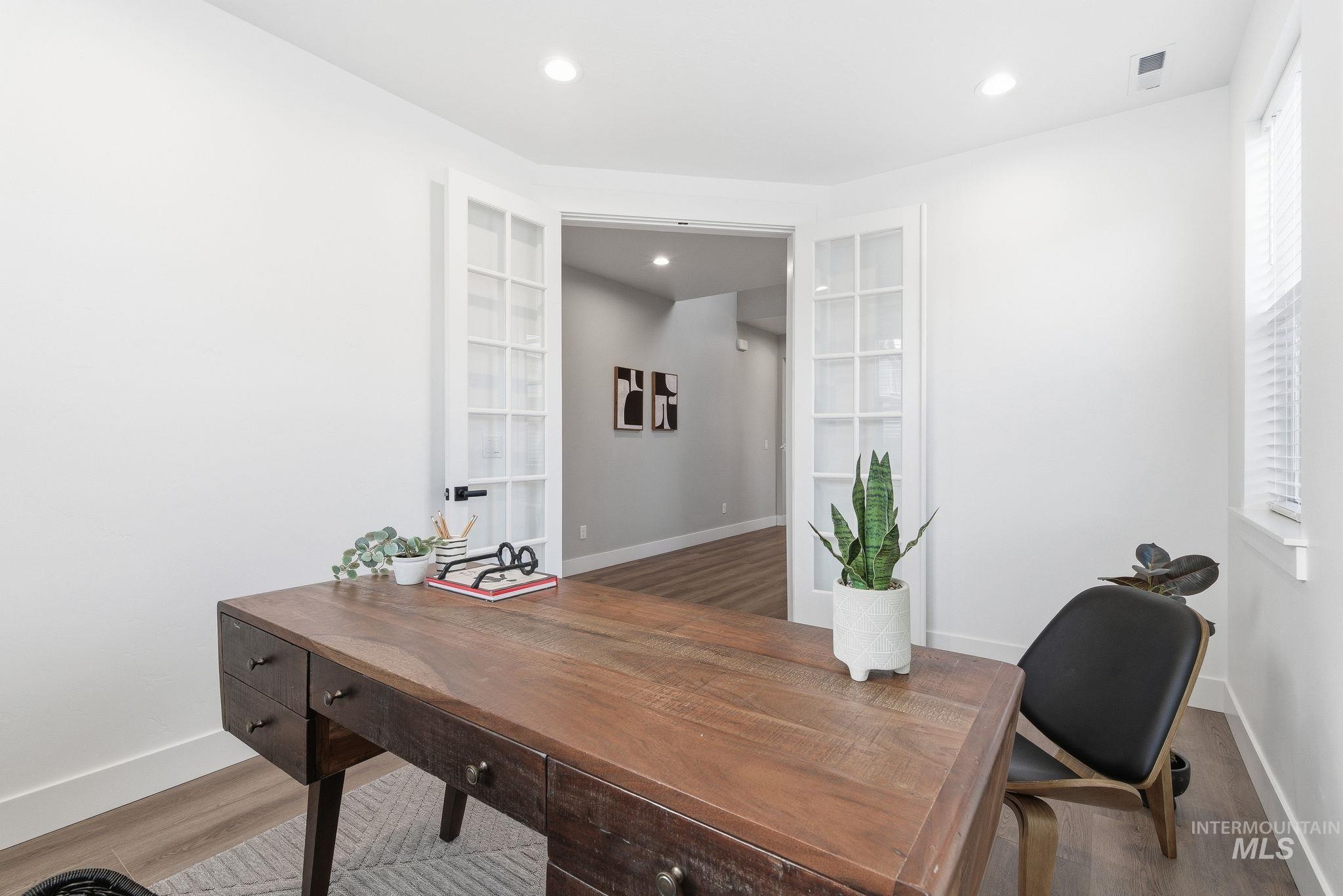 664 E Lockhart St, Meridian, Idaho 83646, 4 Bedrooms, 2.5 Bathrooms, Residential For Sale, Price $684,990,MLS 98967998