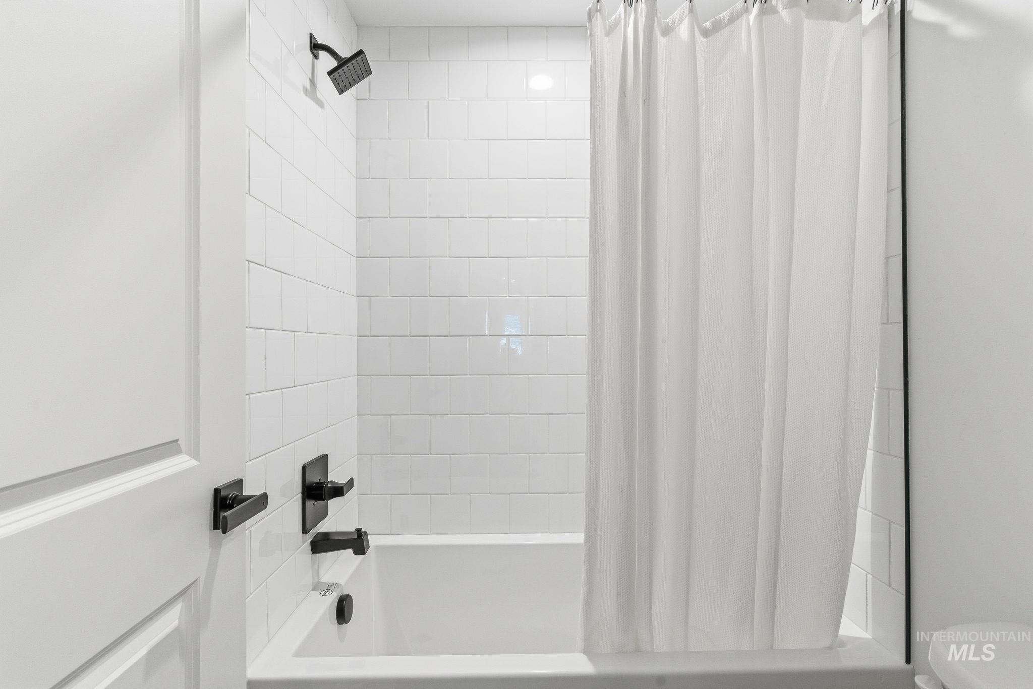 664 E Lockhart St, Meridian, Idaho 83646, 4 Bedrooms, 2.5 Bathrooms, Residential For Sale, Price $684,990,MLS 98967998