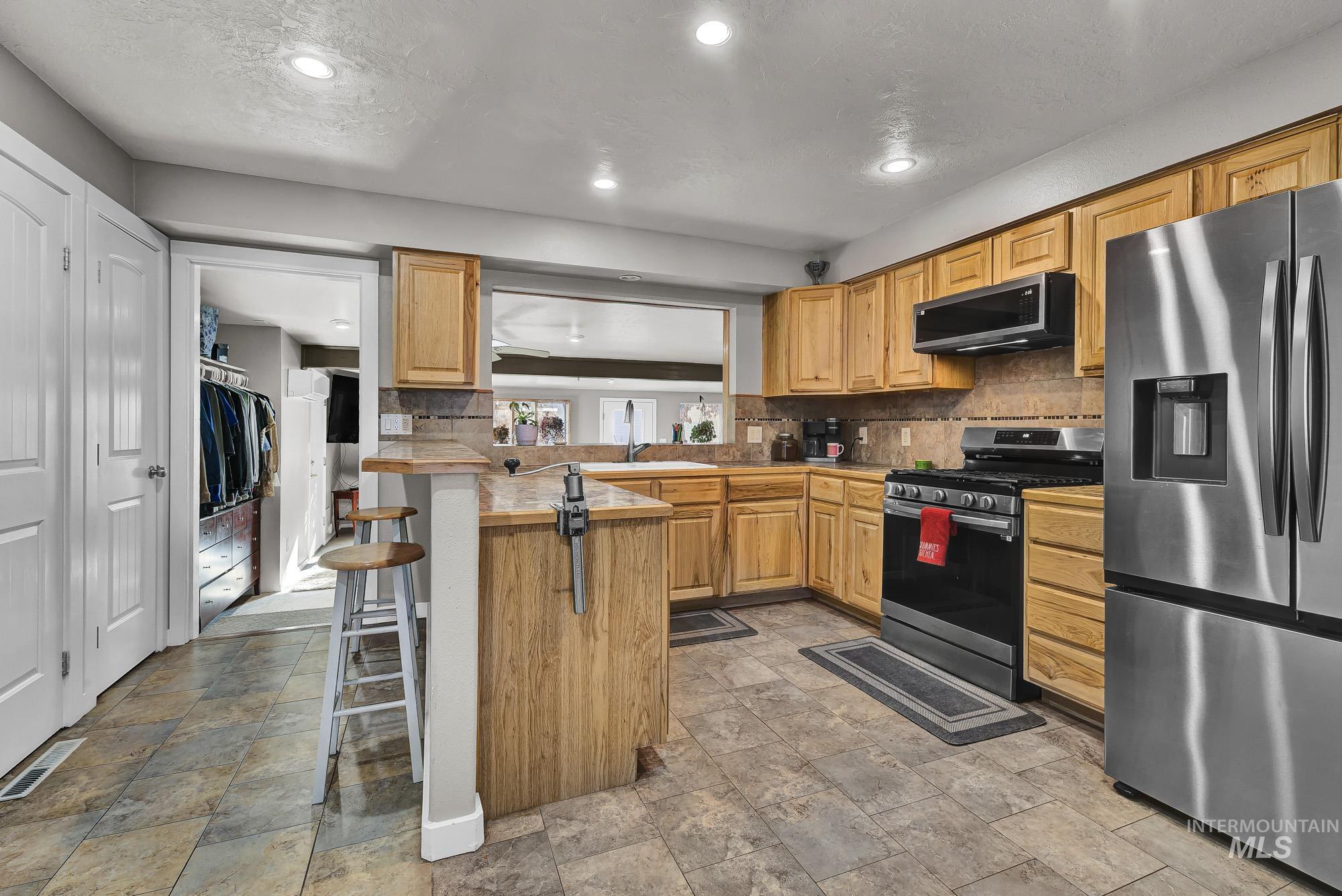 315 W Lincoln Ave, Nampa, Idaho 83686, 3 Bedrooms, 2 Bathrooms, Residential For Sale, Price $489,900,MLS 98968008