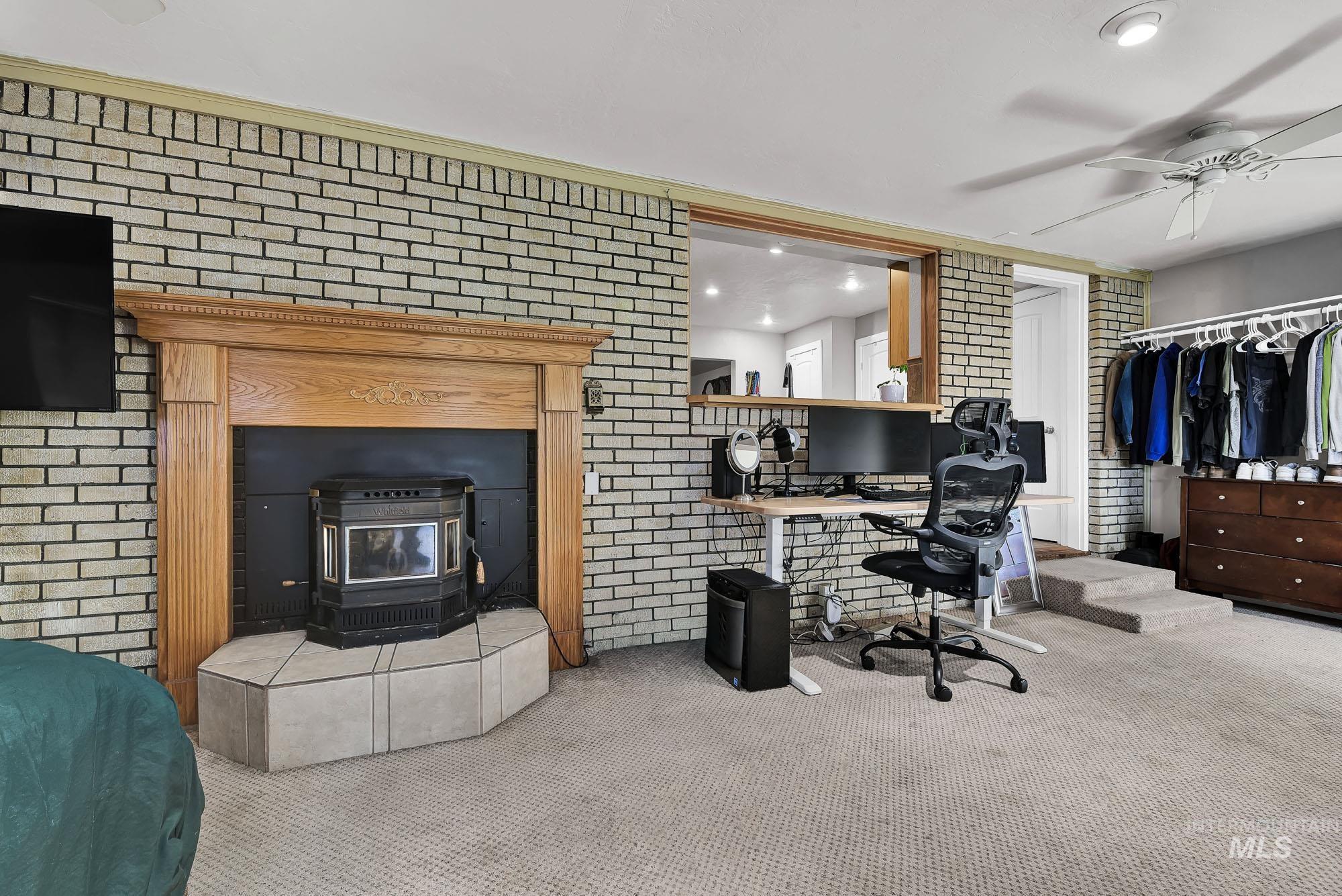 315 W Lincoln Ave, Nampa, Idaho 83686, 3 Bedrooms, 2 Bathrooms, Residential For Sale, Price $489,900,MLS 98968008