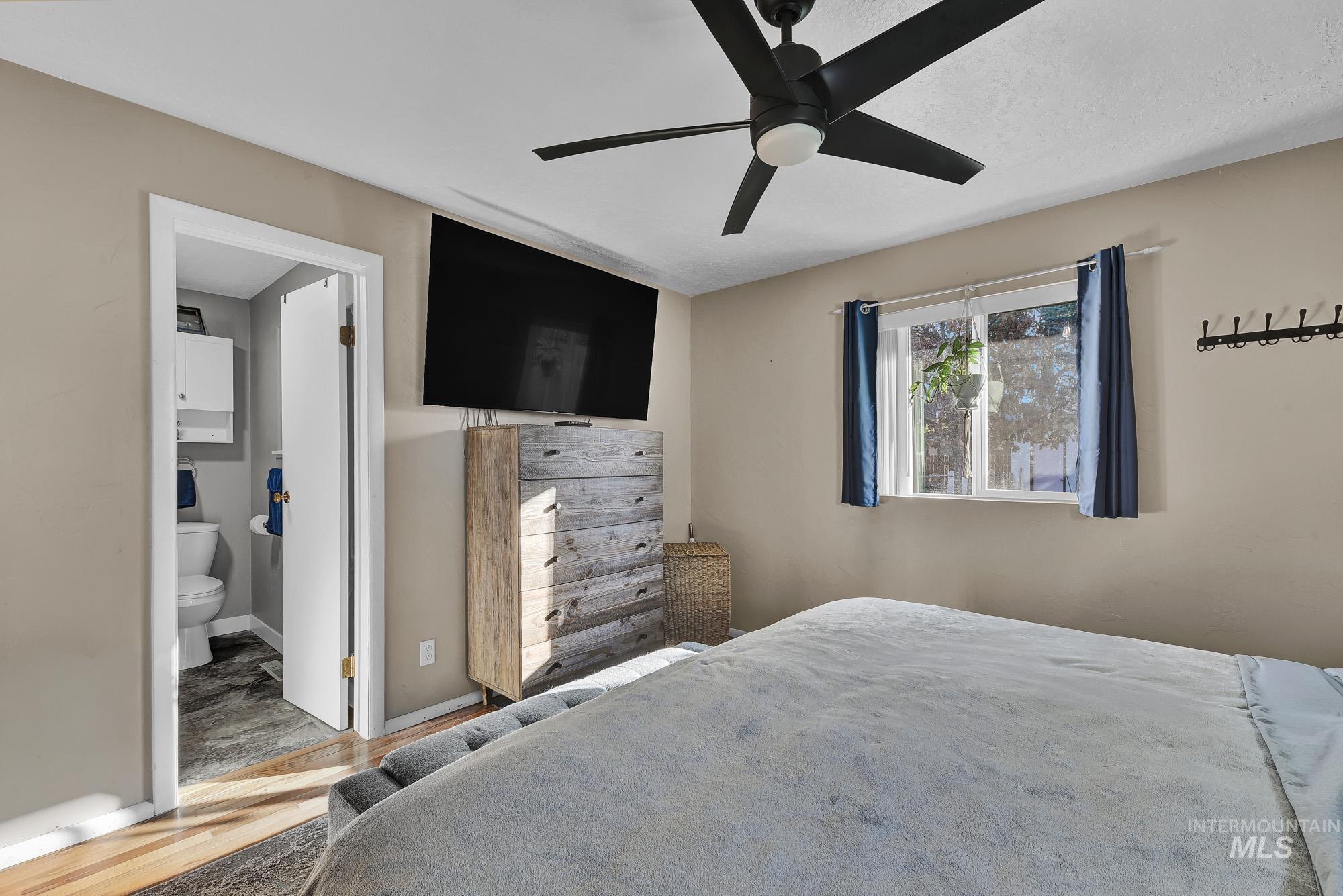 315 W Lincoln Ave, Nampa, Idaho 83686, 3 Bedrooms, 2 Bathrooms, Residential For Sale, Price $489,900,MLS 98968008