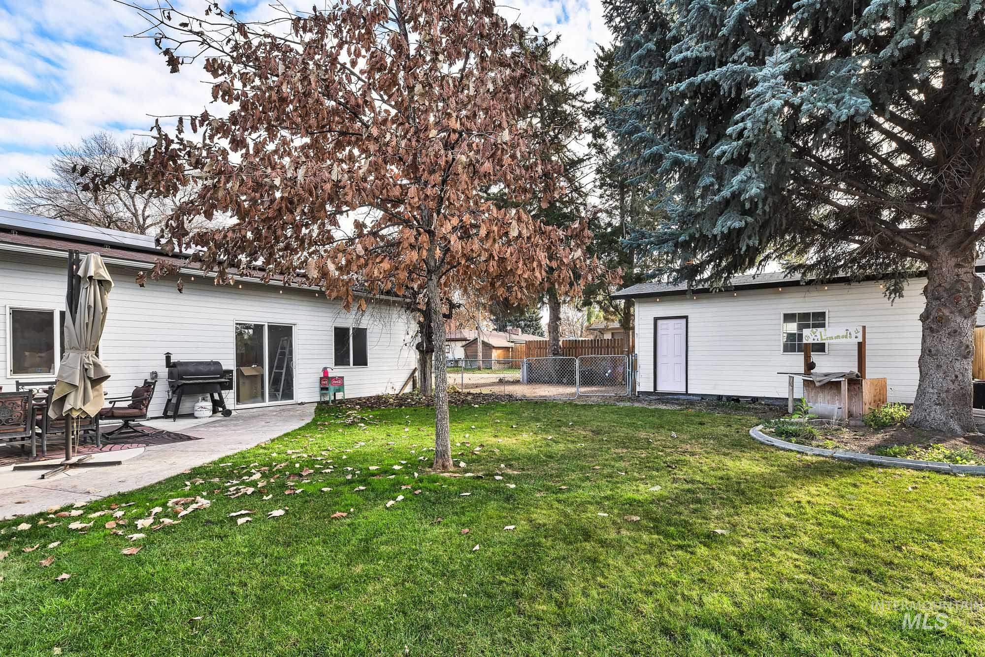 315 W Lincoln Ave, Nampa, Idaho 83686, 3 Bedrooms, 2 Bathrooms, Residential For Sale, Price $489,900,MLS 98968008