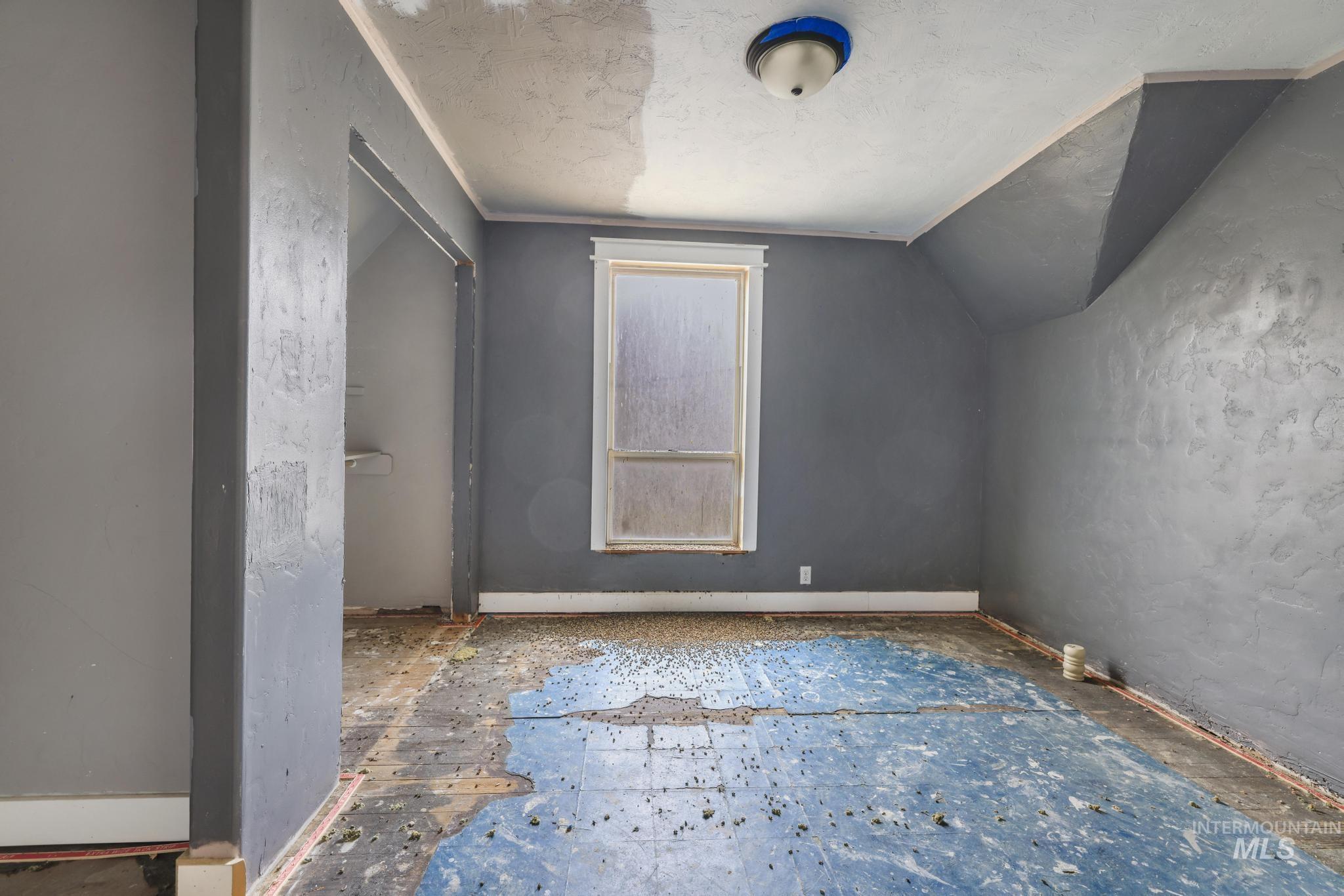 506 E Linden, Caldwell, Idaho 83605, 4 Bedrooms, 2.5 Bathrooms, Residential For Sale, Price $440,000,MLS 98968012