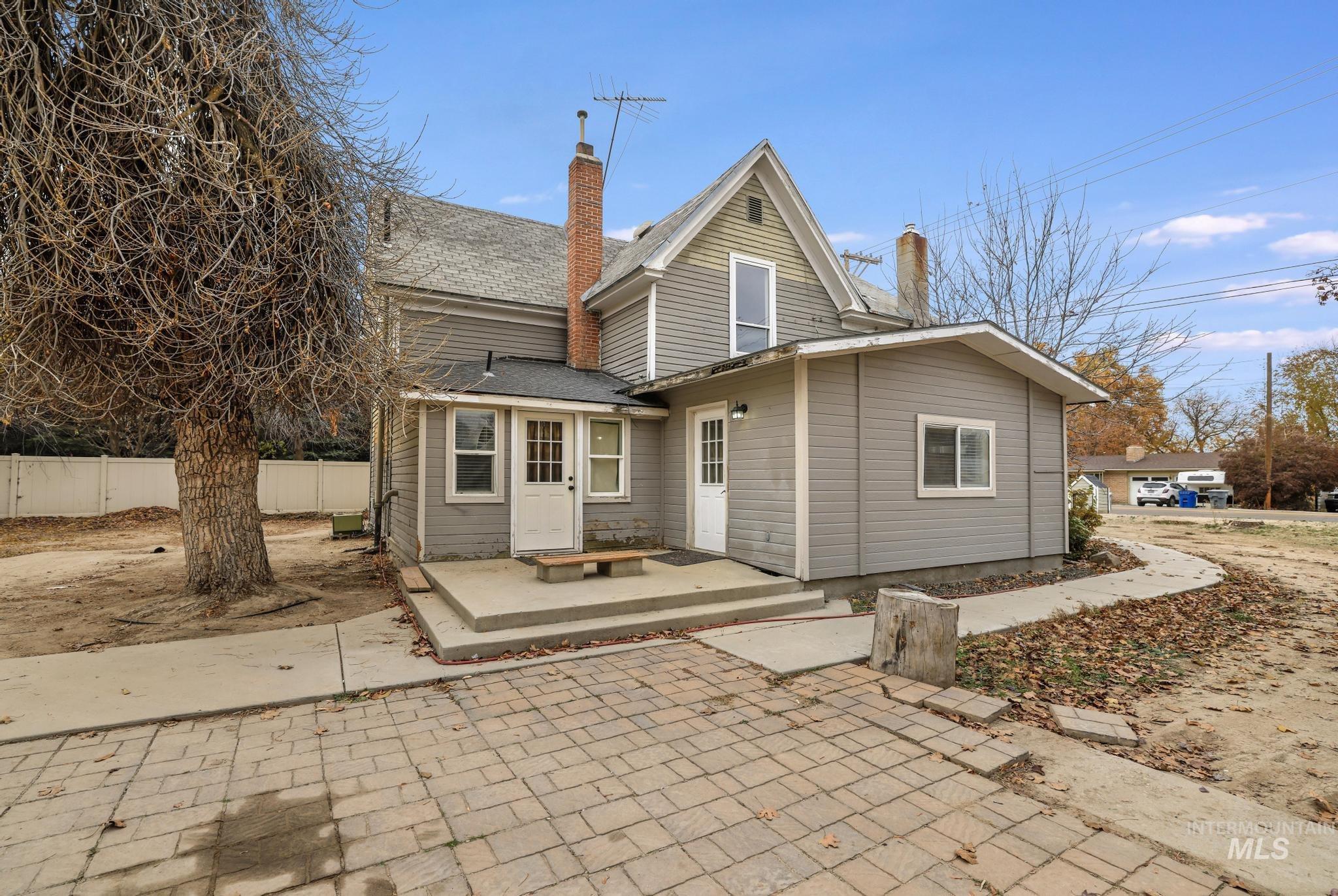 506 E Linden, Caldwell, Idaho 83605, 4 Bedrooms, 2.5 Bathrooms, Residential For Sale, Price $440,000, 98968012