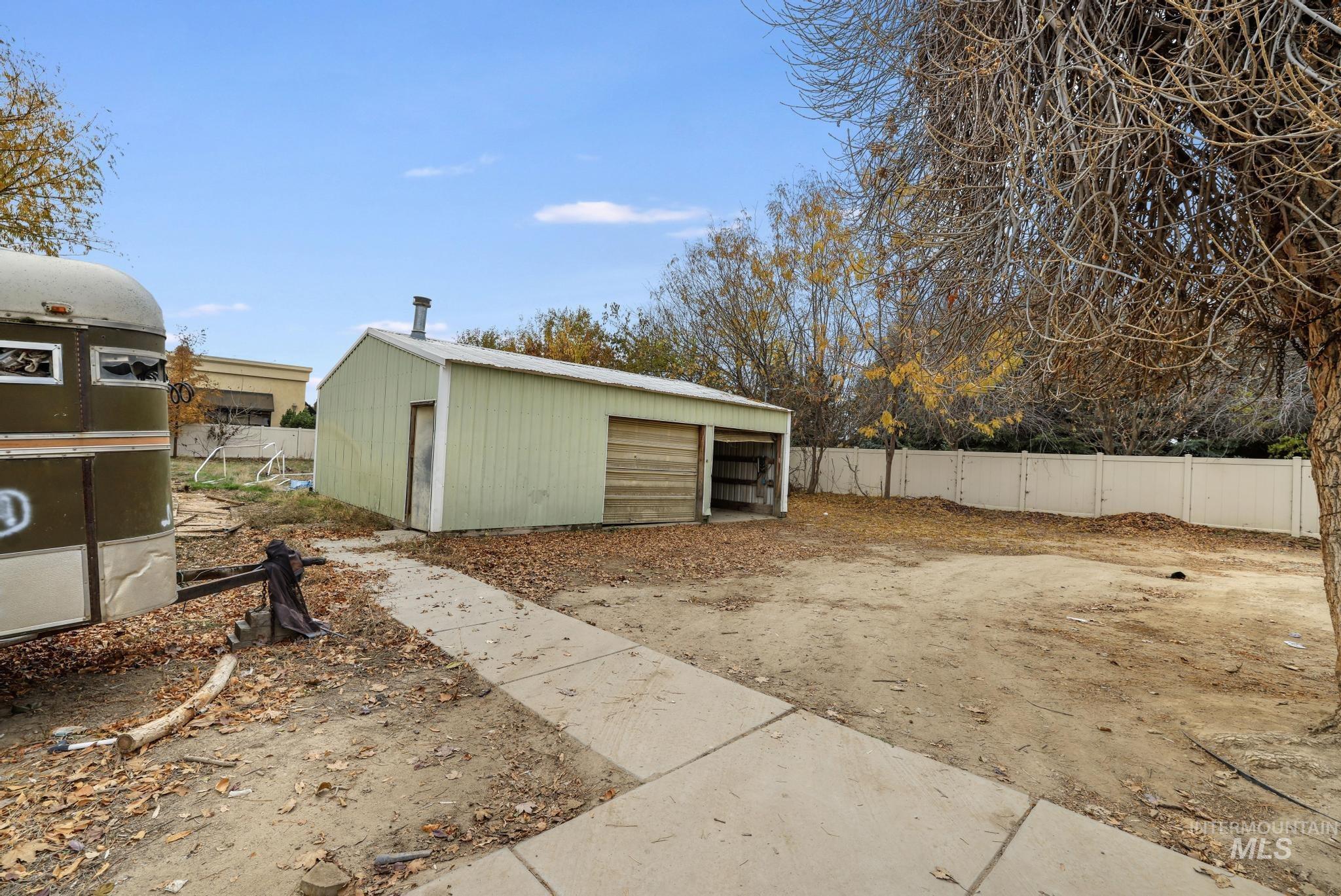 506 E Linden, Caldwell, Idaho 83605, 4 Bedrooms, 2.5 Bathrooms, Residential For Sale, Price $440,000, 98968012