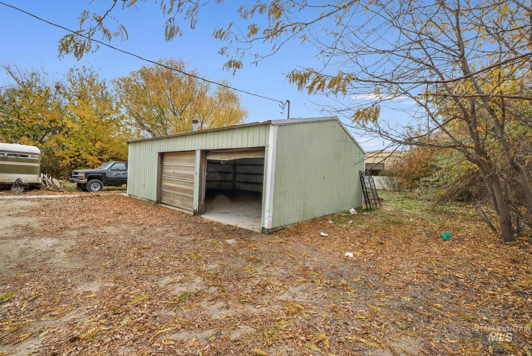 506 E Linden, Caldwell, Idaho 83605, 4 Bedrooms, 2.5 Bathrooms, Residential For Sale, Price $440,000,MLS 98968012