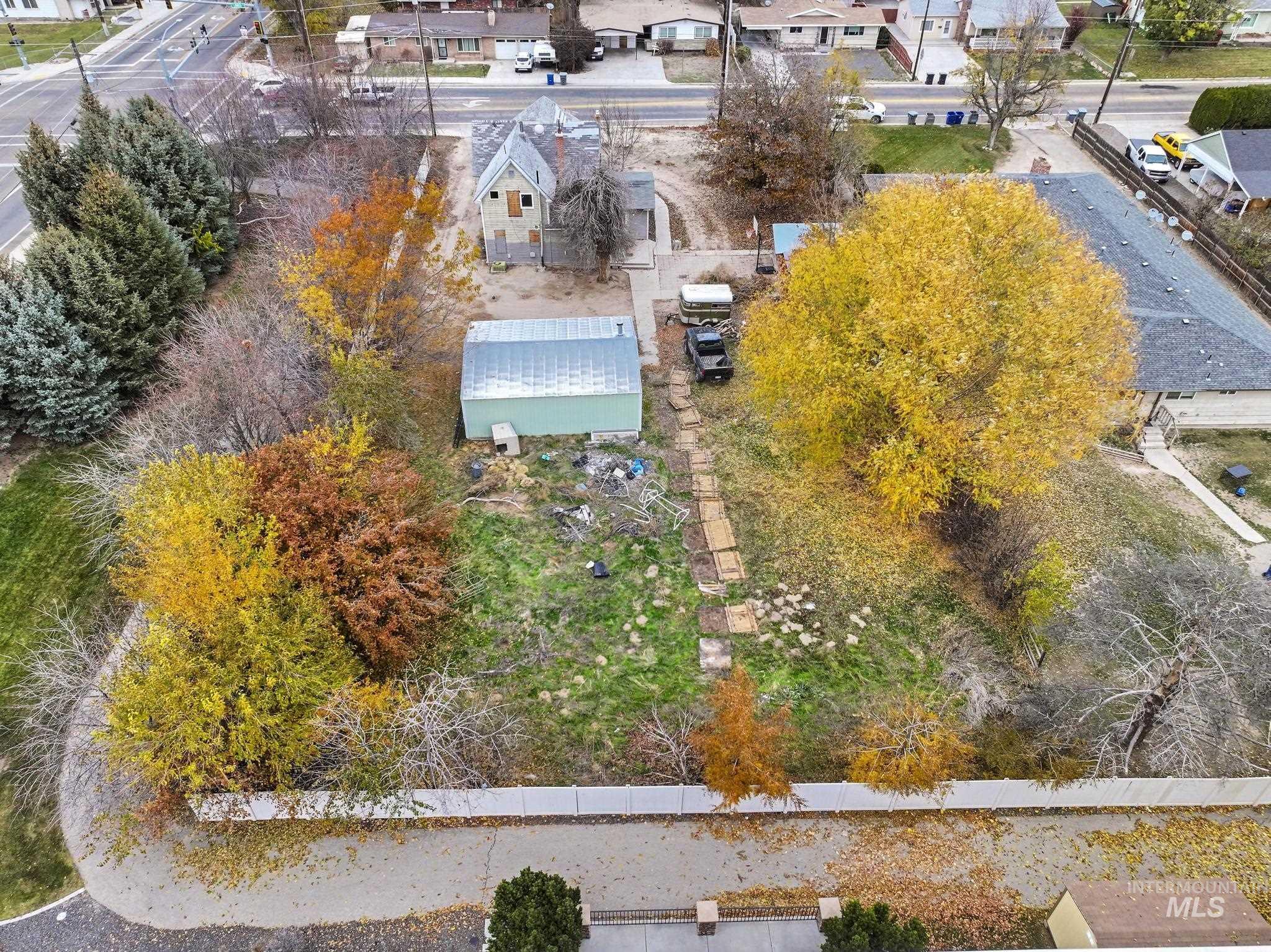 506 E Linden, Caldwell, Idaho 83605, 4 Bedrooms, 2.5 Bathrooms, Residential For Sale, Price $440,000,MLS 98968012