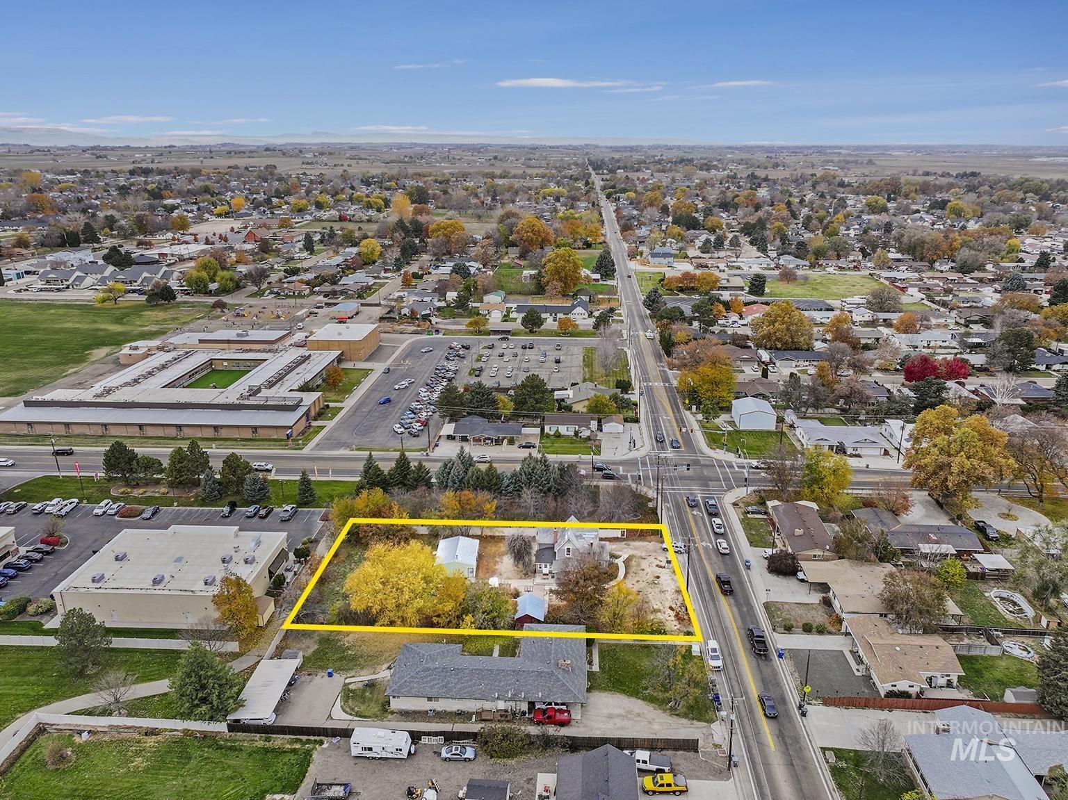 506 E Linden, Caldwell, Idaho 83605, 4 Bedrooms, 2.5 Bathrooms, Residential For Sale, Price $440,000, 98968012