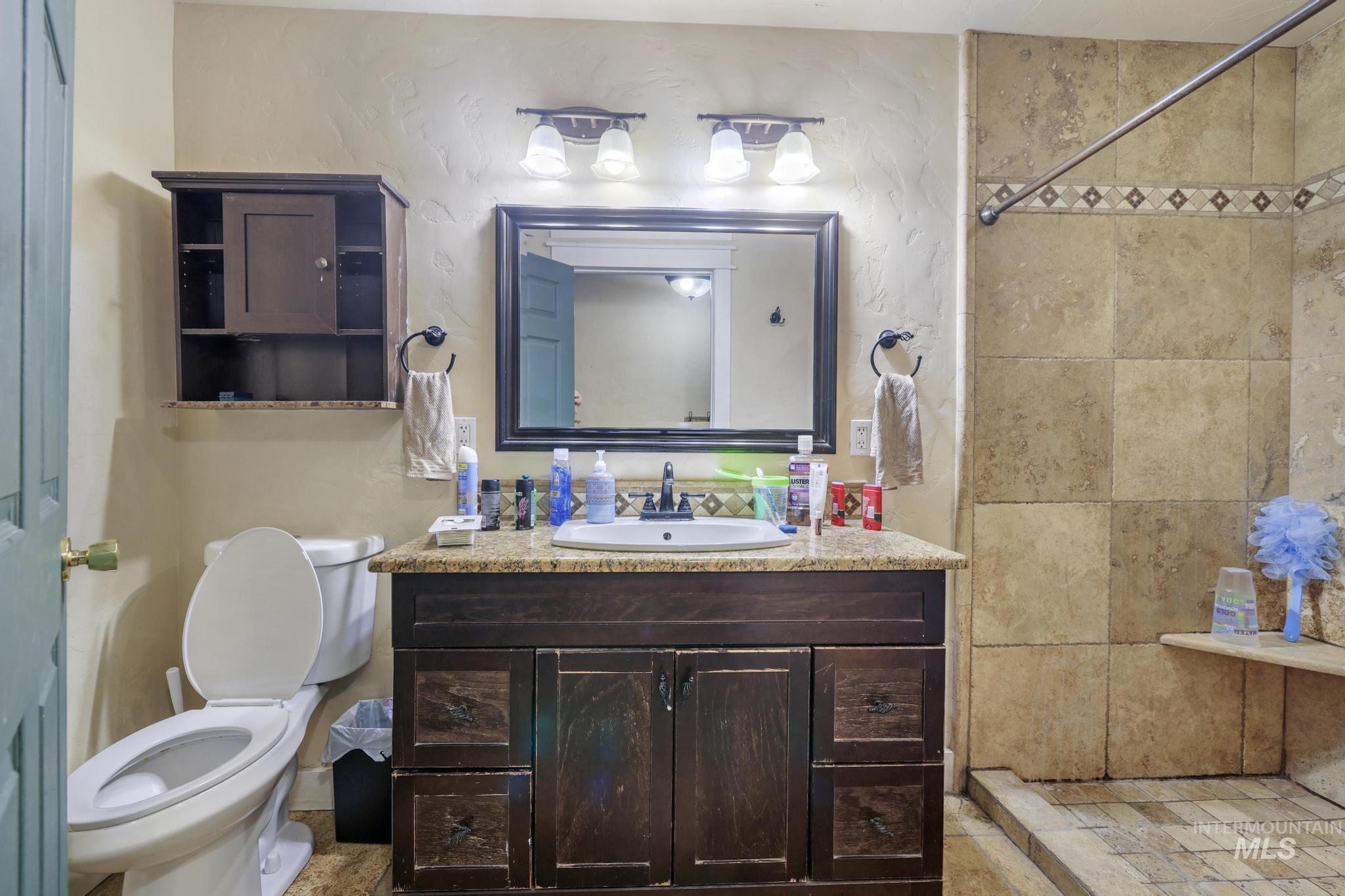 506 E Linden, Caldwell, Idaho 83605, 4 Bedrooms, 2.5 Bathrooms, Residential For Sale, Price $440,000,MLS 98968012