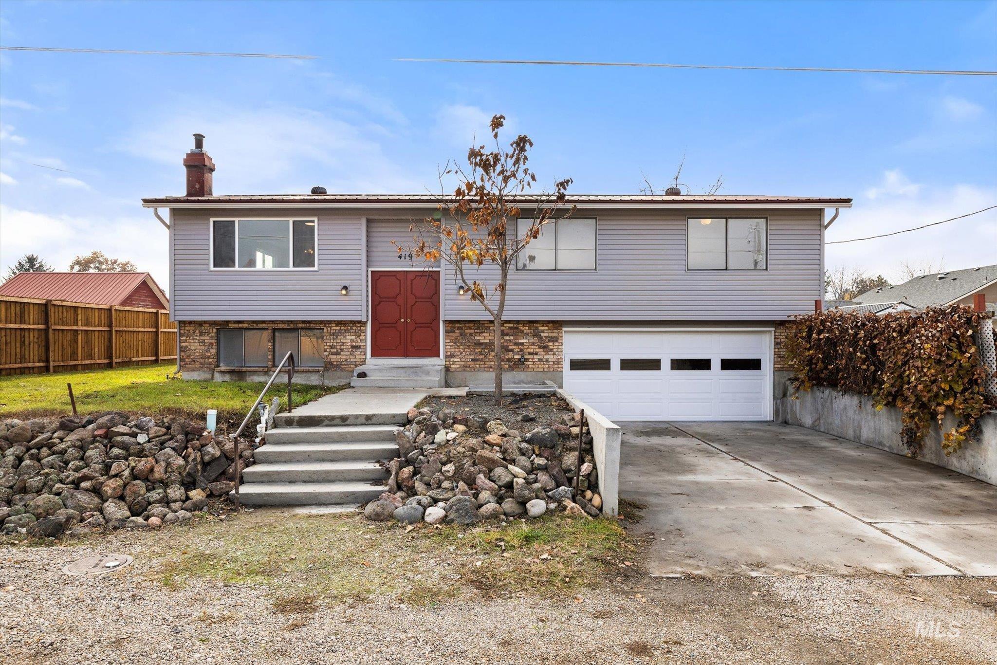 419 W Logan St, Caldwell, Idaho 83605, 4 Bedrooms, 2 Bathrooms, Residential For Sale, Price $375,000,MLS 98968024