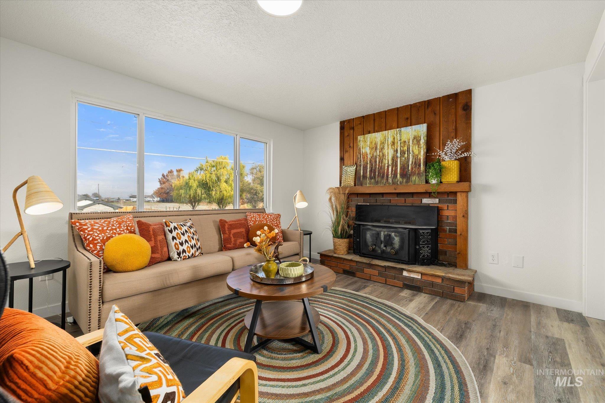 419 W Logan St, Caldwell, Idaho 83605, 4 Bedrooms, 2 Bathrooms, Residential For Sale, Price $375,000,MLS 98968024