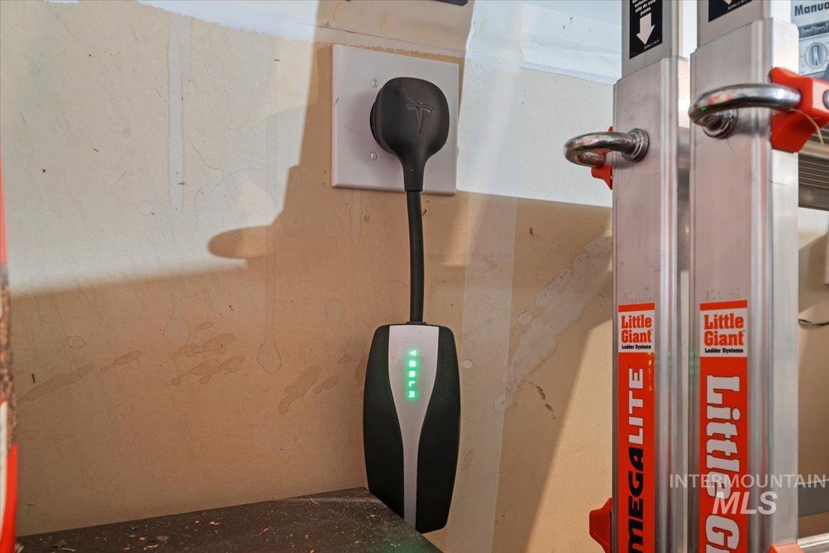 4322 S Constitution, Boise, Idaho 83716, 4 Bedrooms, 3 Bathrooms, Residential For Sale, Price $746,000,MLS 98968030