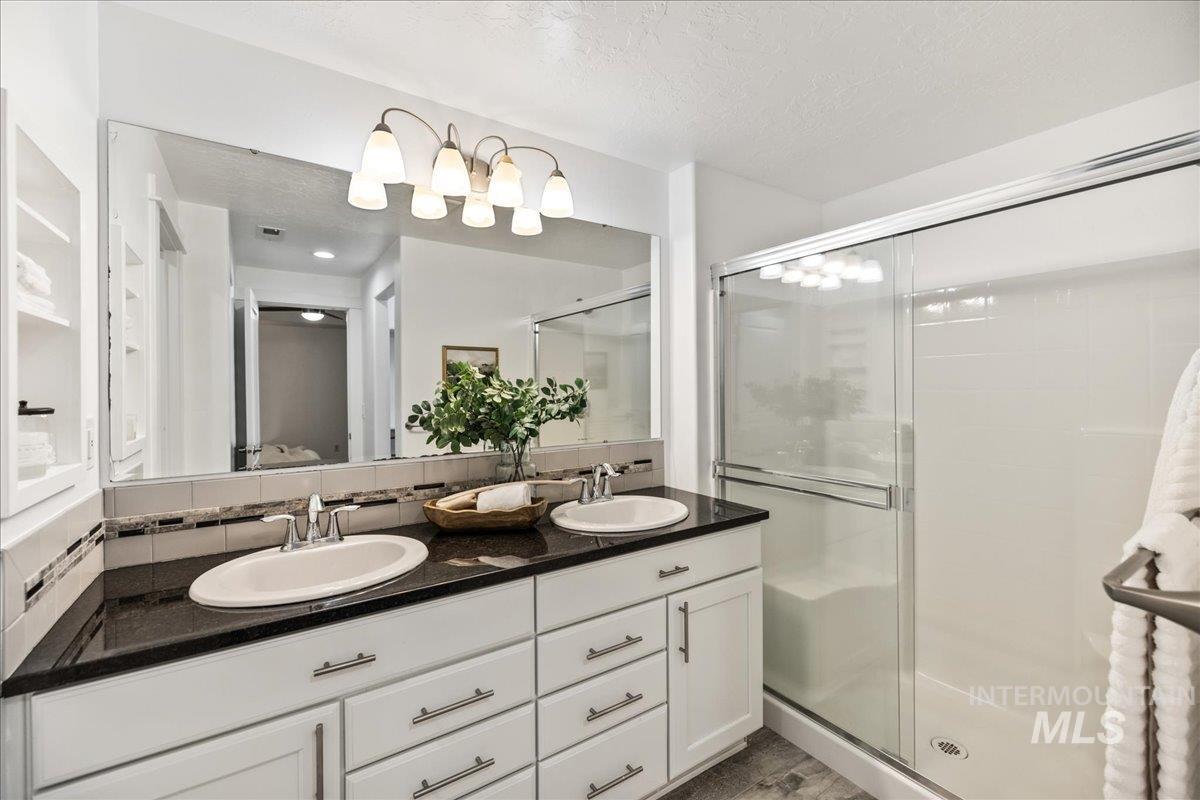 1314 N Highwood Ave, Boise, Idaho 83713, 3 Bedrooms, 2 Bathrooms, Residential For Sale, Price $499,000,MLS 98968037